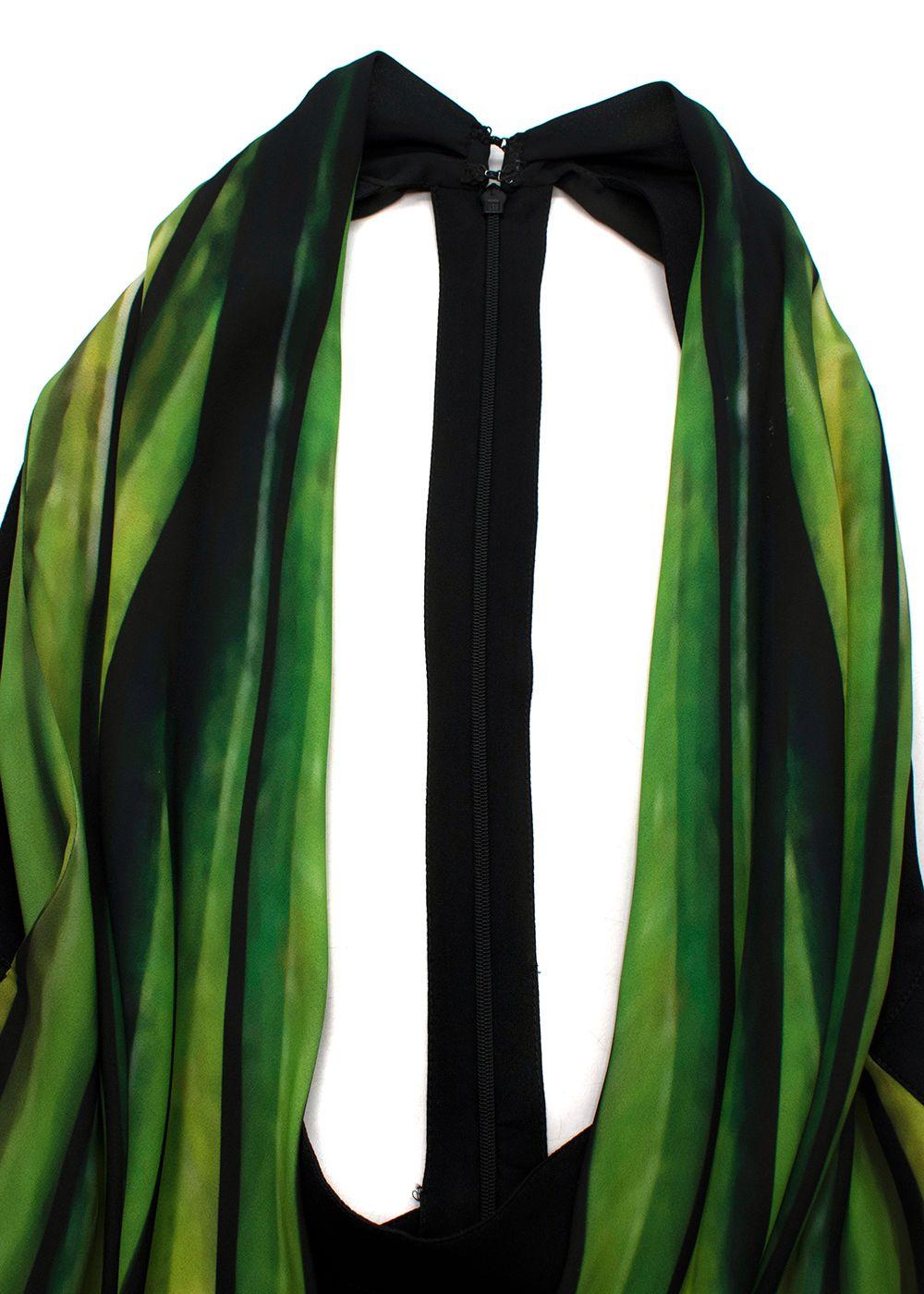RUNWAY Elie Saab Green Patterned Deep Plunge Gown