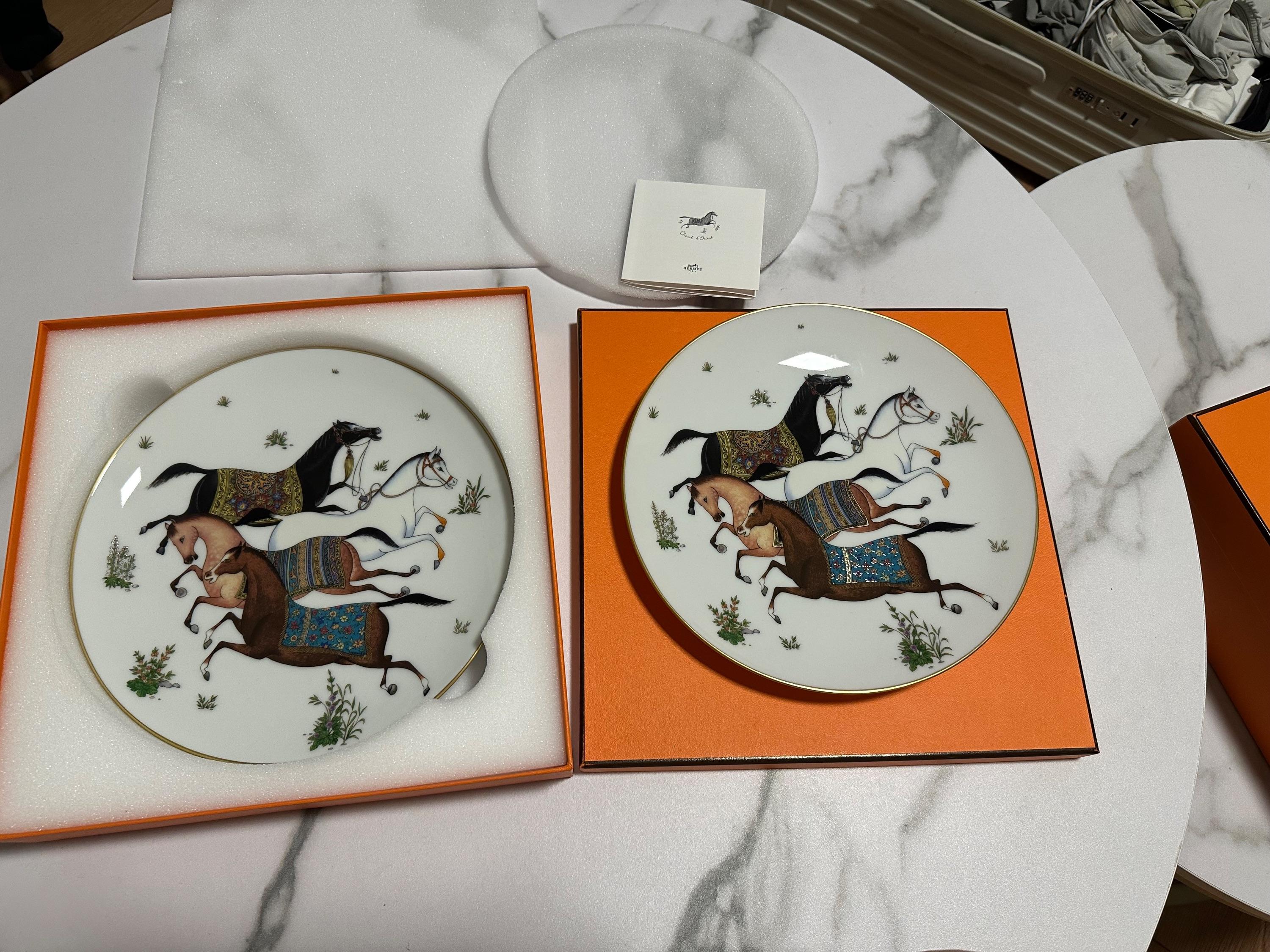 Hermes Cheval D'Orient Desert Plates x2
