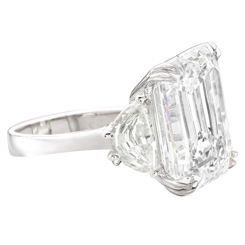 Verde 6ct IGI Certified Lab Grown Emerald Cut Diamond Ring