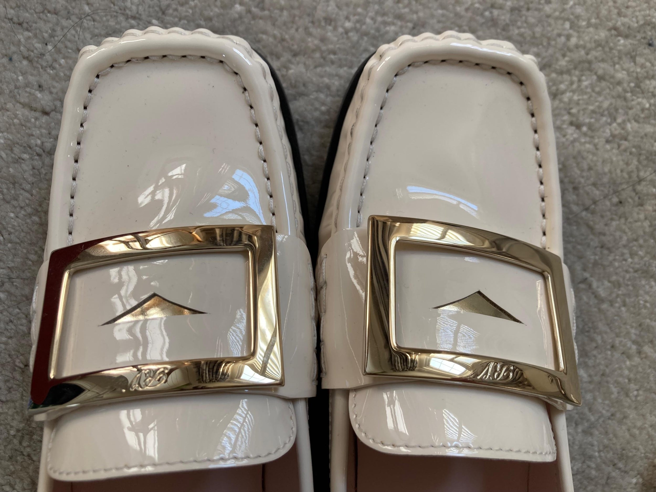 Roger Vivier Preppy Viv Loafer