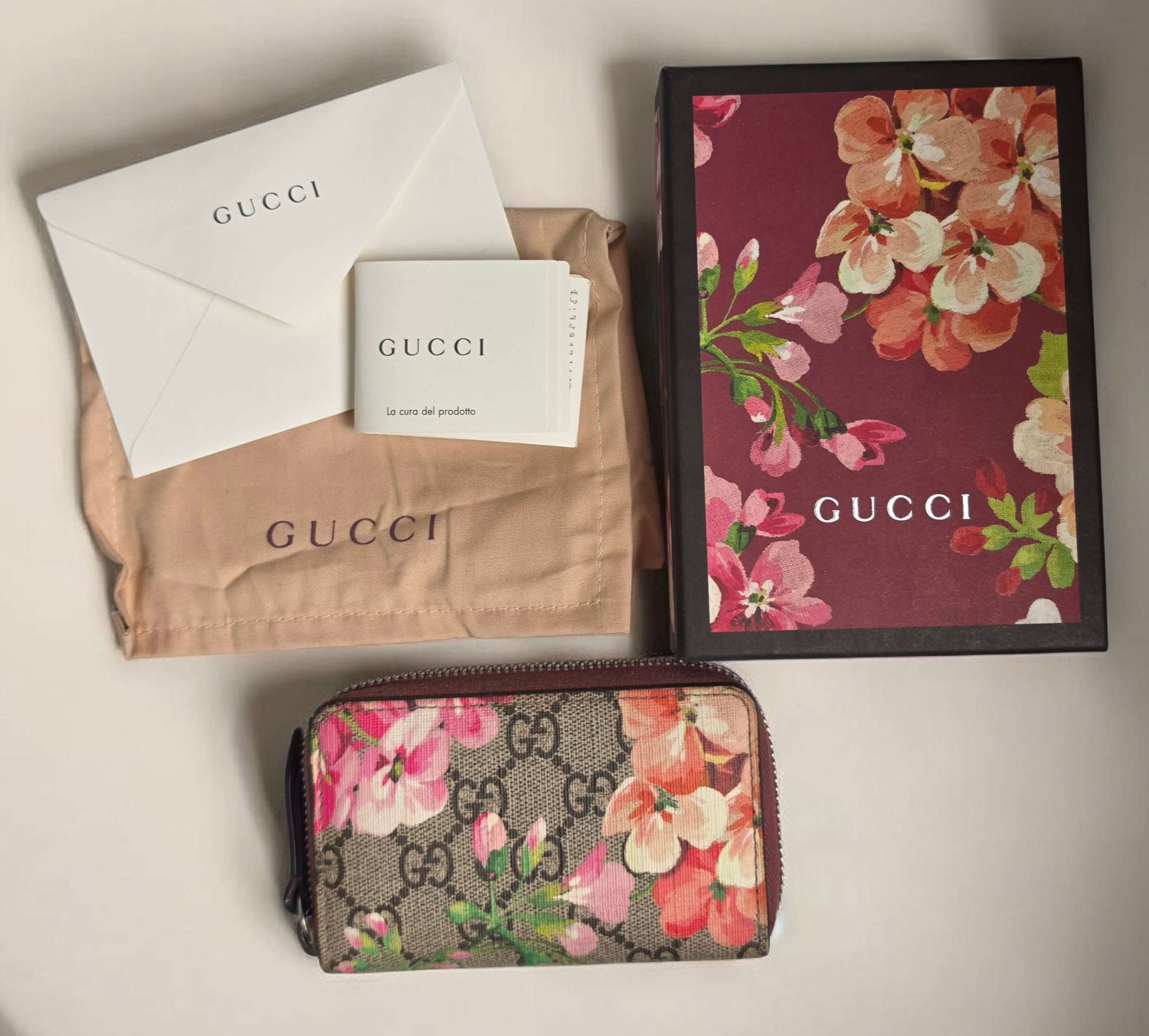 Gucci Supreme Bloom Purse