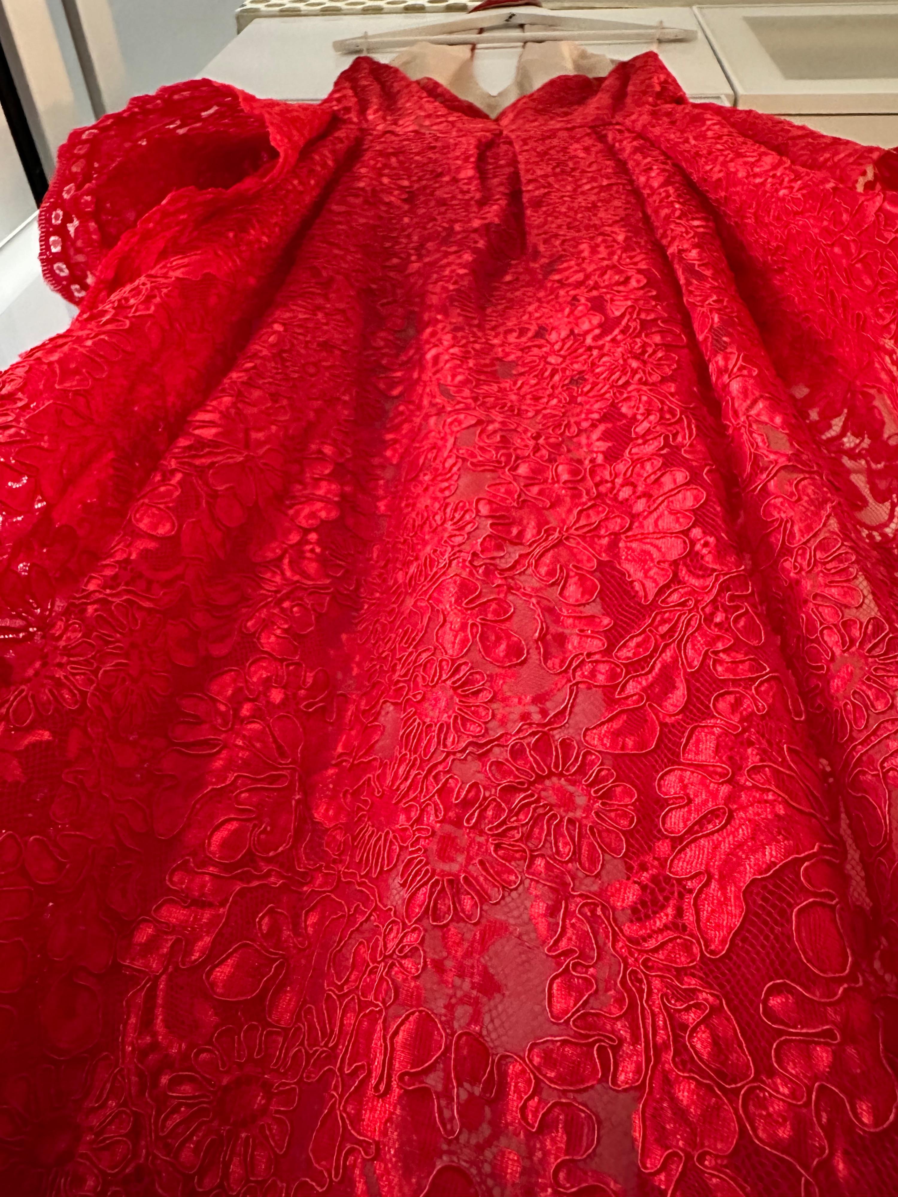 Reem Acra Red Lace Halter-neck Top with Train