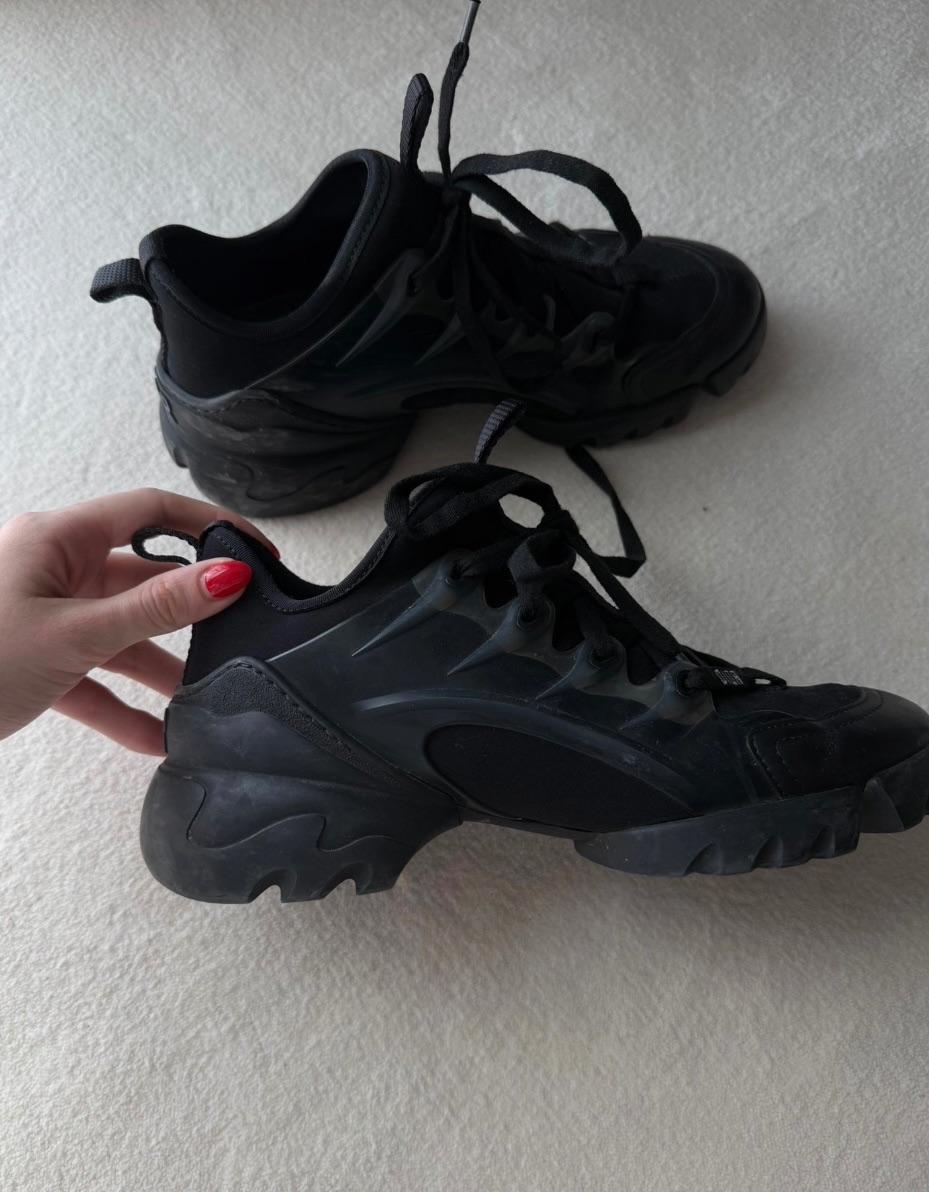 Black D- Connect Sneakers