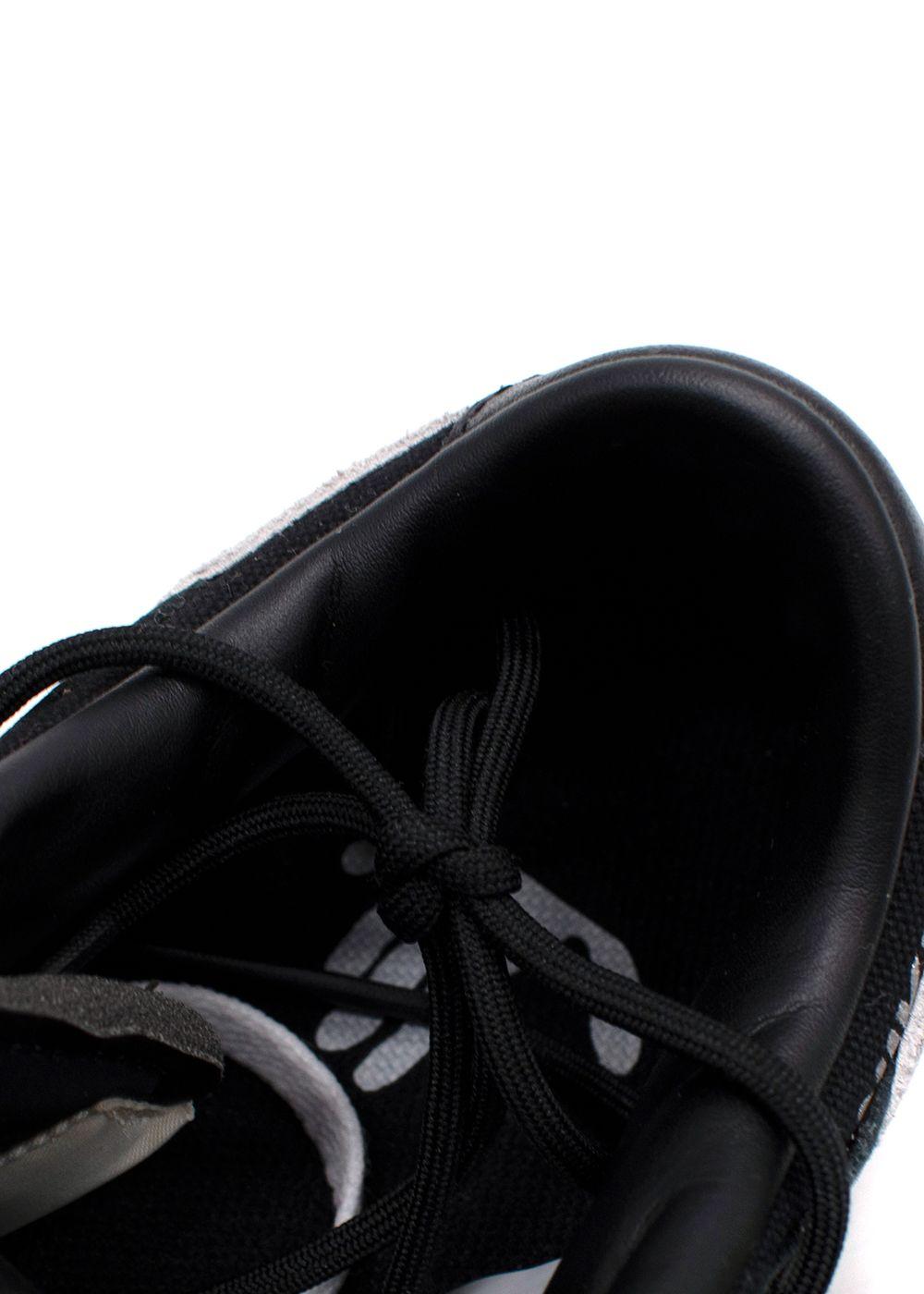 Collector's Off White x Nike Black Dunk Low Trainers Lot 50