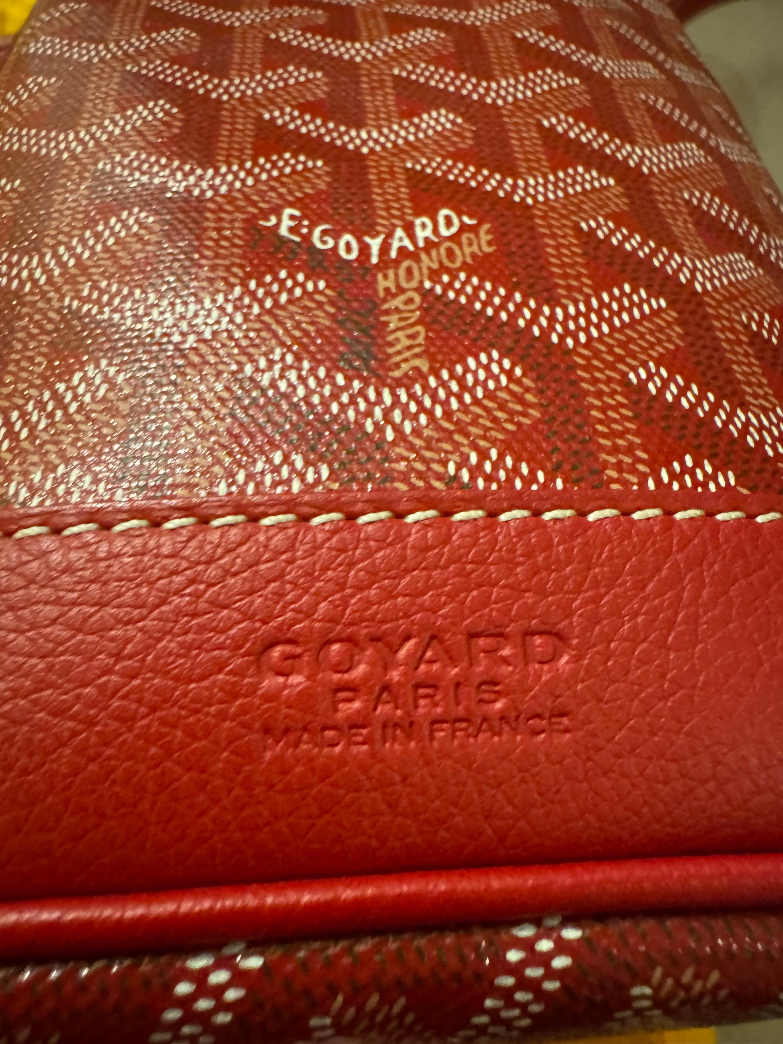 Goyard Red Petit flot bucket bag