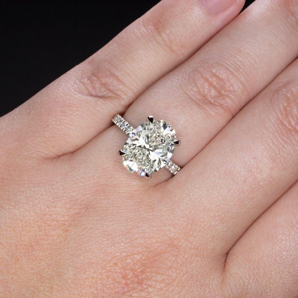 Verde 5ct IGI Certified Oval Cut Lab-grown Diamond VS2 Ring