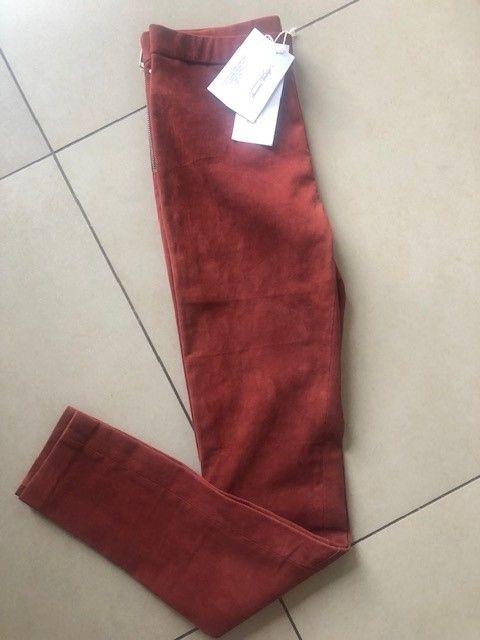 American Vintage Red Stretch Suede Leggings