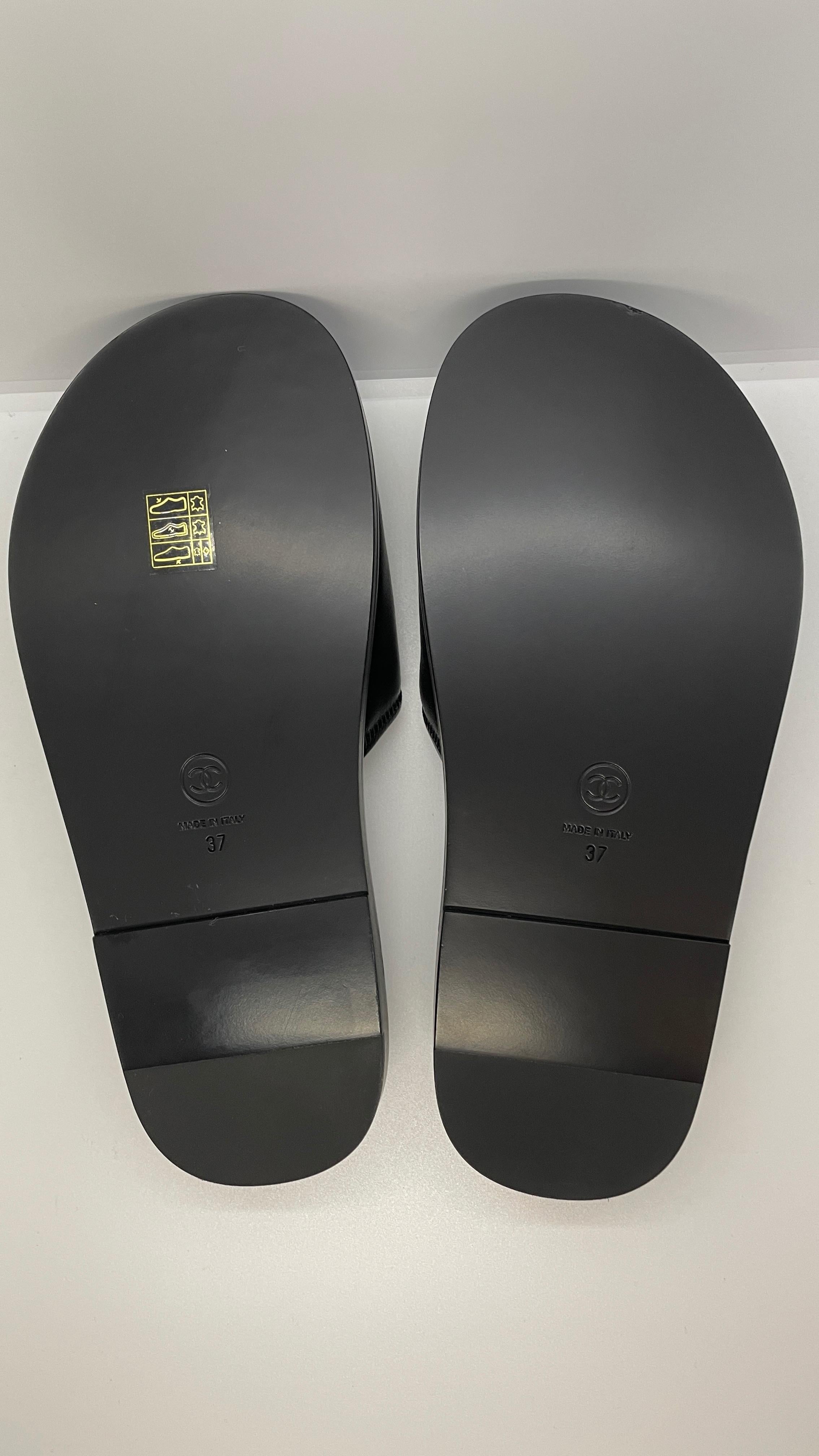 Multicoloured Logo Black Leather Slide Sandals
