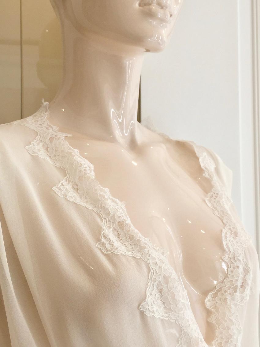 Lucile Couture Ivory Pure Silk & Leavers Lace Bridal Robe
