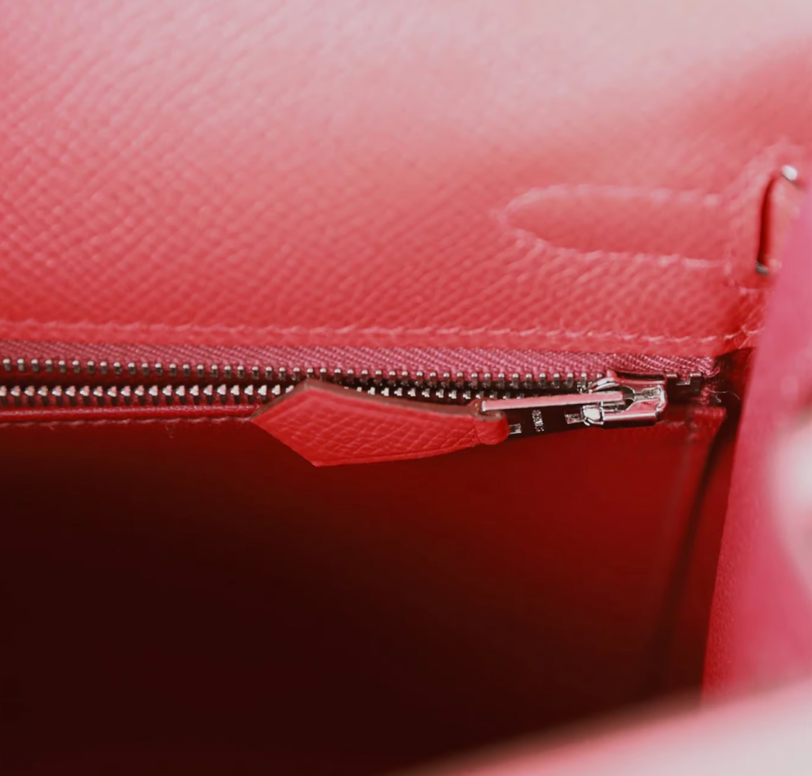 Rouge Rubis Sllier Epsom 25cms Kelly with Palladium Hardware