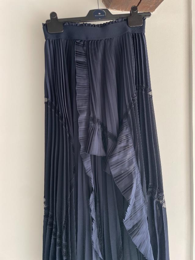 High by Claire Campbell Navy Pleated Midi Skirt