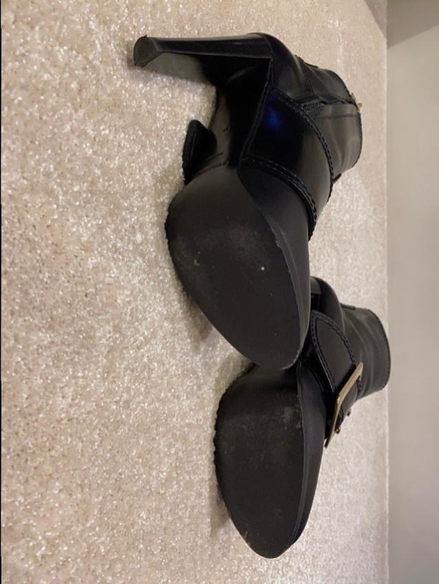 Burberry Portesham Buckle 110mm Pumps