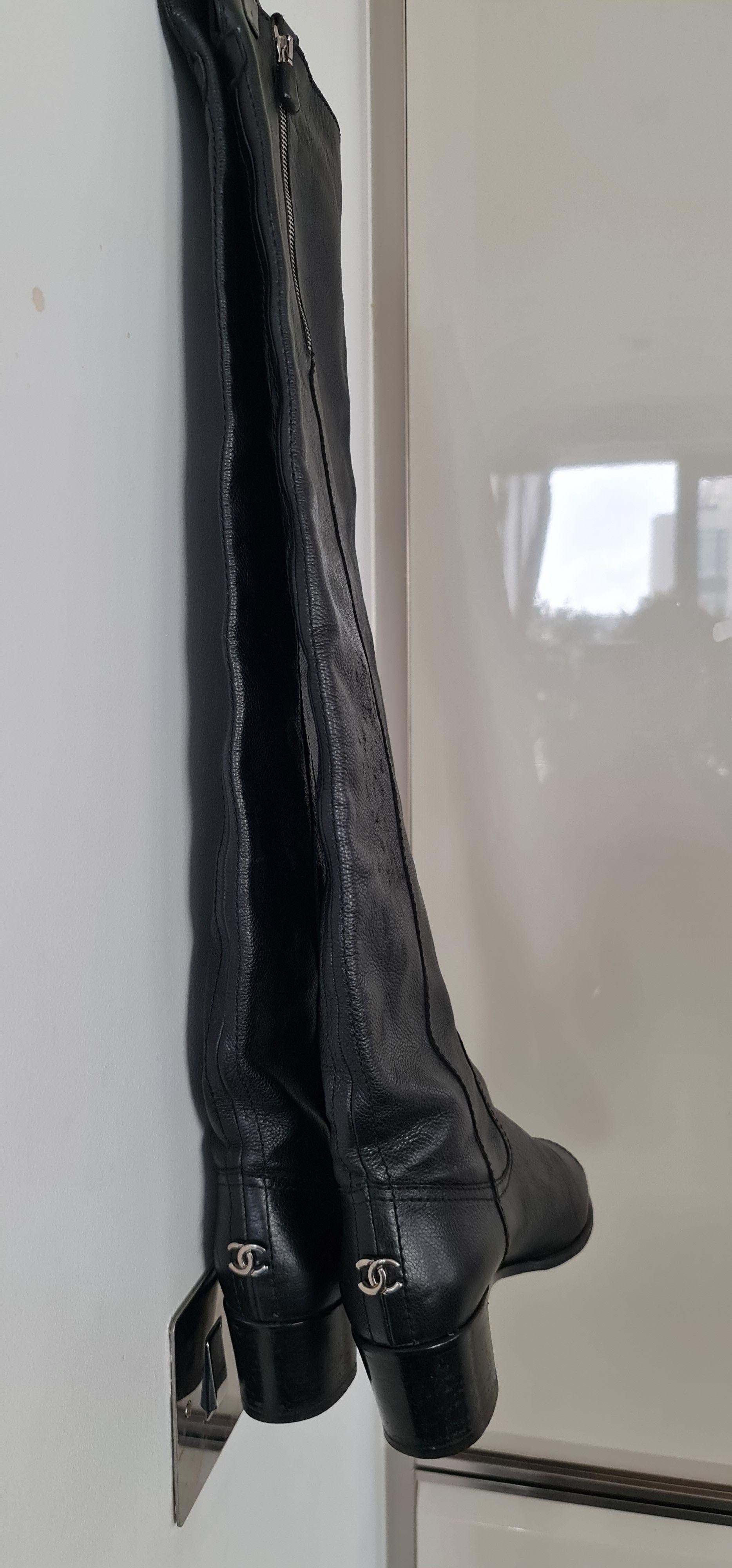 Black Leather Over The Knee Boots