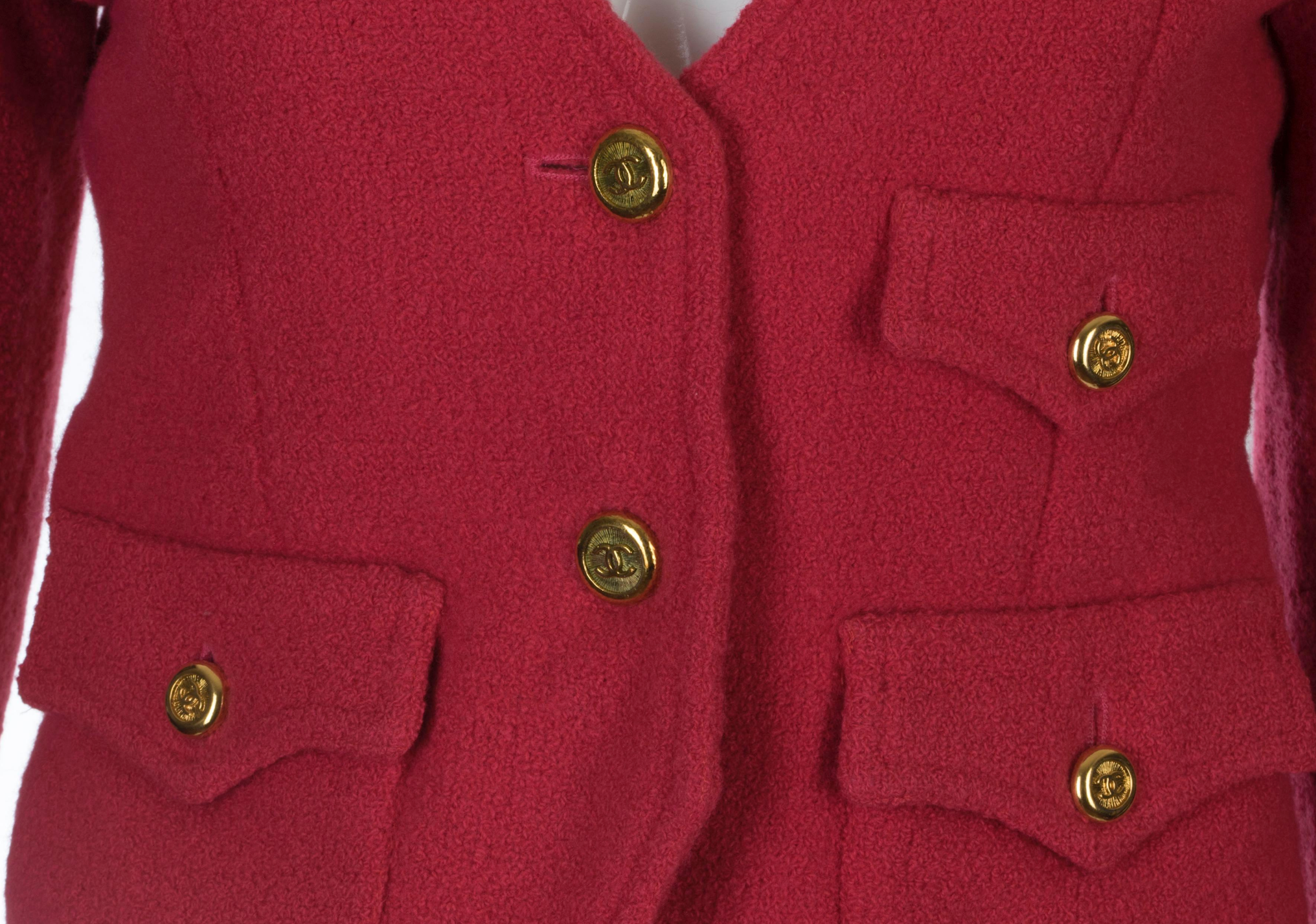 Chanel Cropped Pink Boucle Jacket