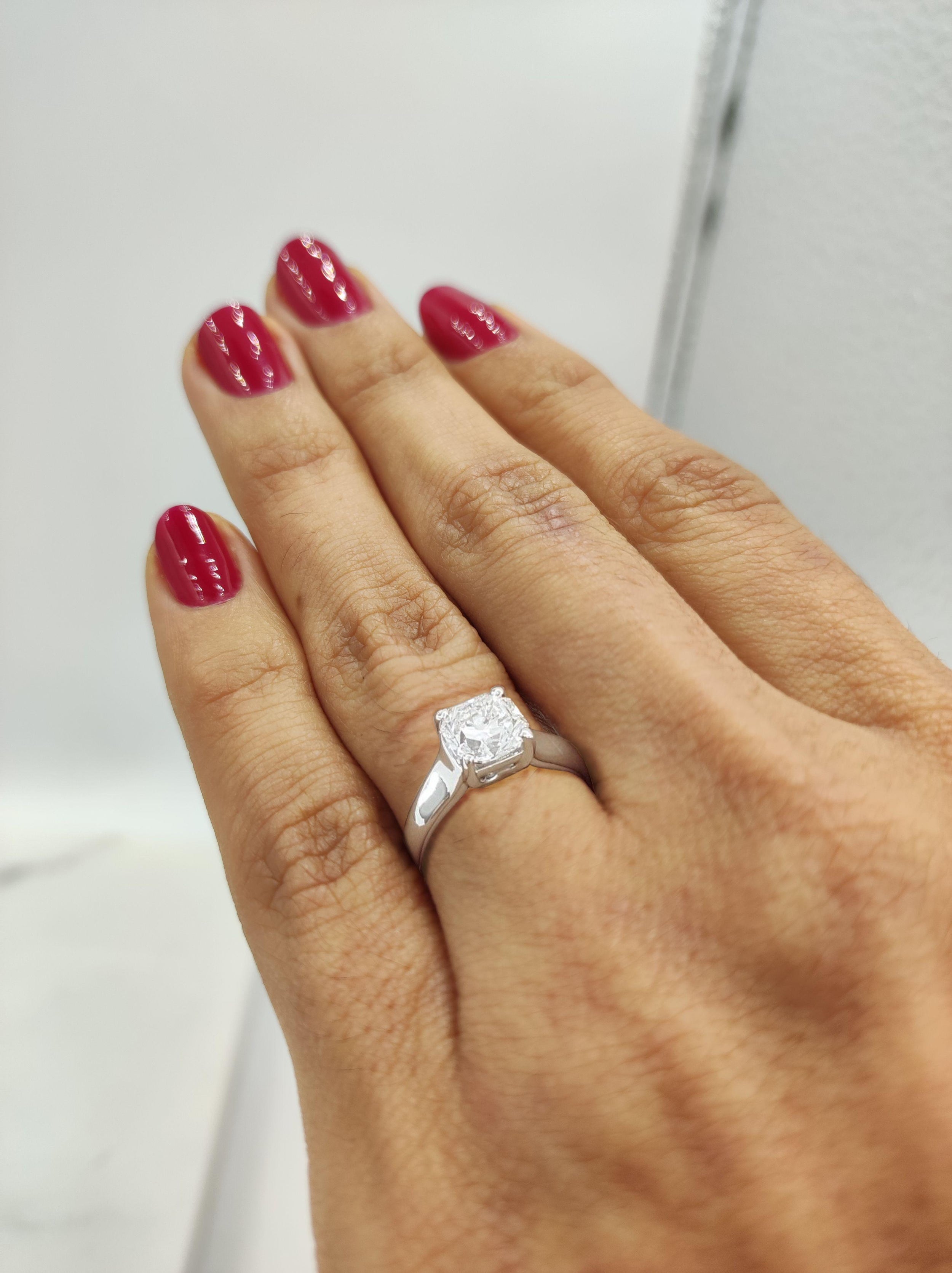Verde 1ct IGI Certified Lab-grown Radiant Square Cut Diamond Ring