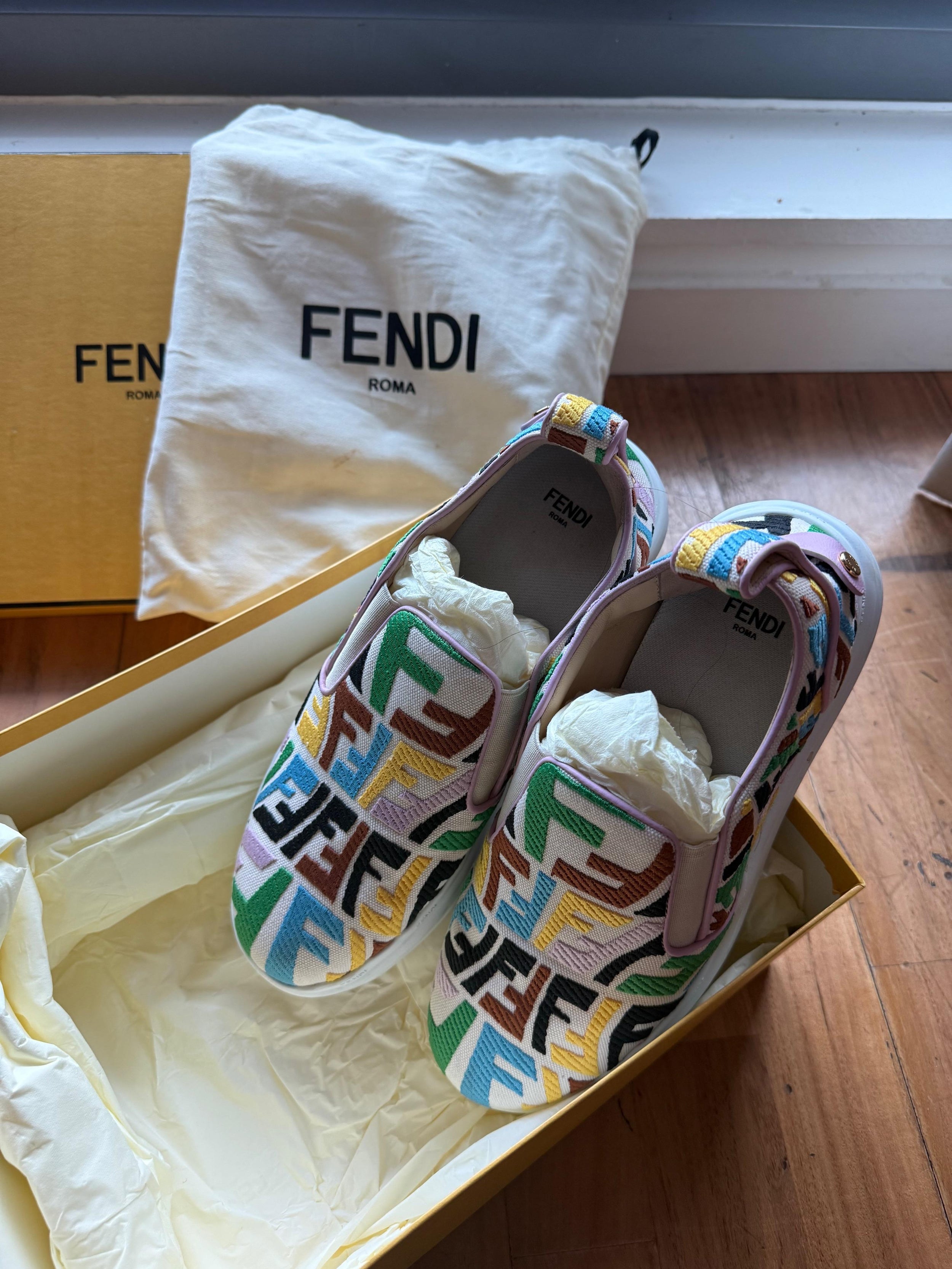 Fendi Slip on Logo Trainers
