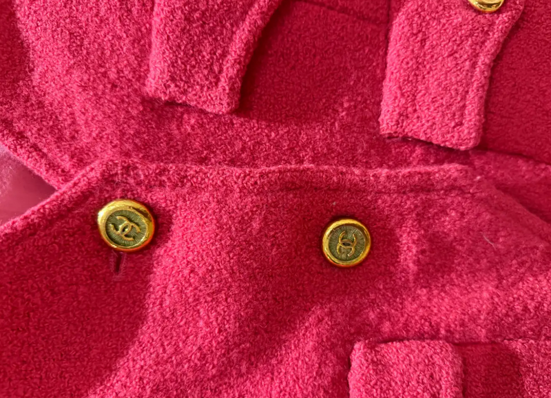 Chanel Cropped Pink Boucle Jacket