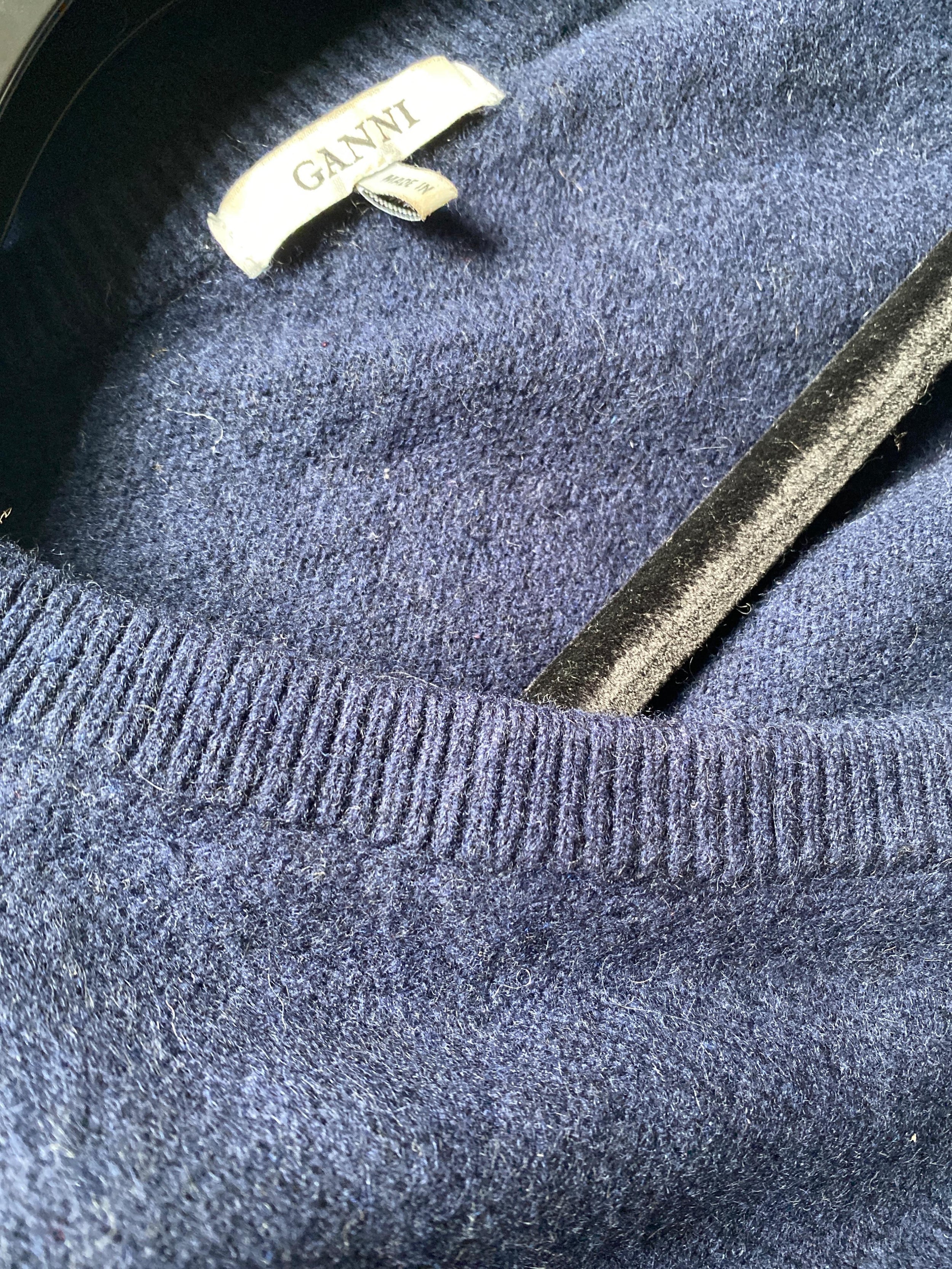 Blue V-Neck Wool Jumper