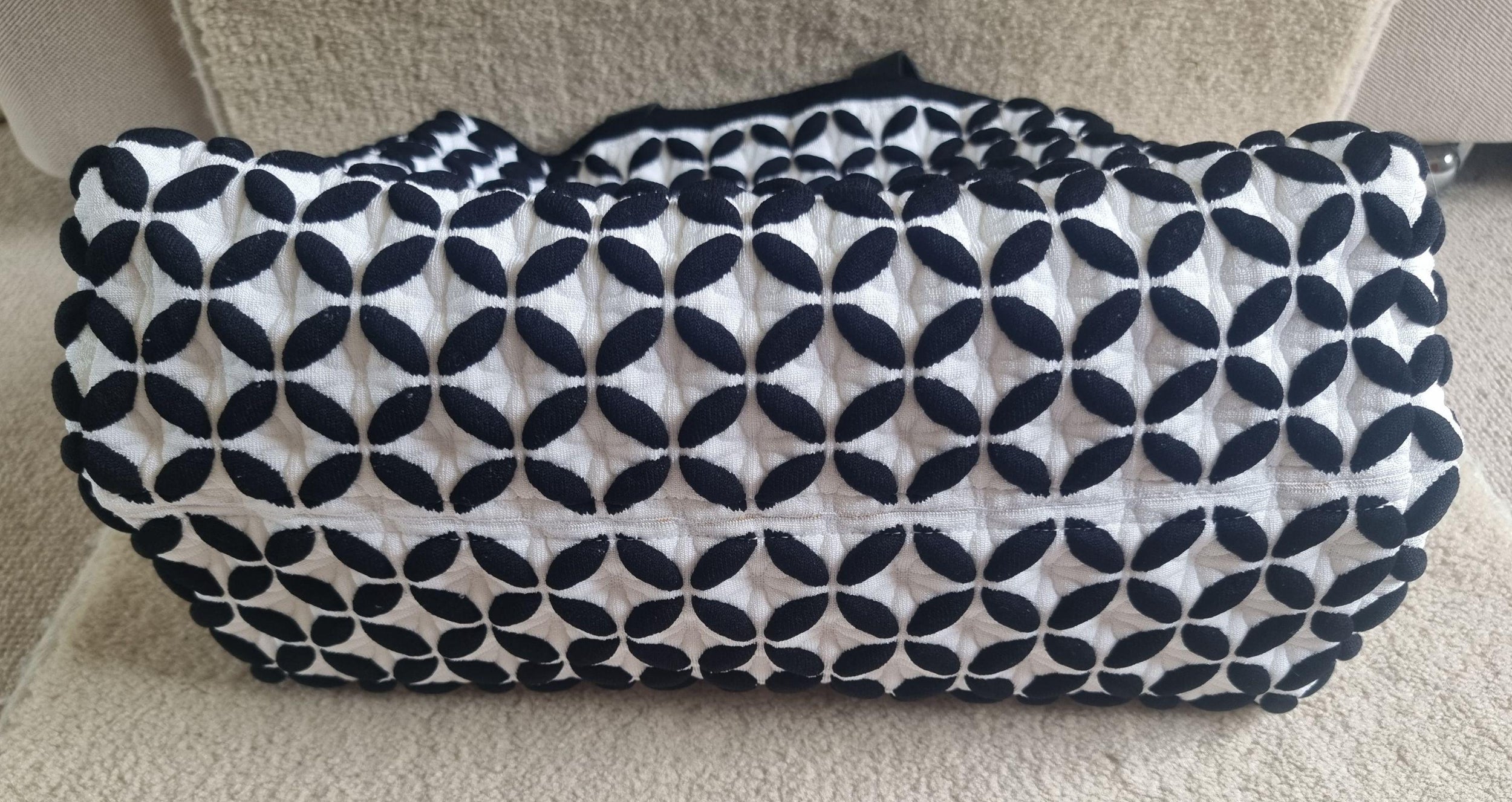 Alaia Black And White Knit Calfskin Maille Marco Petale Cabas tote.