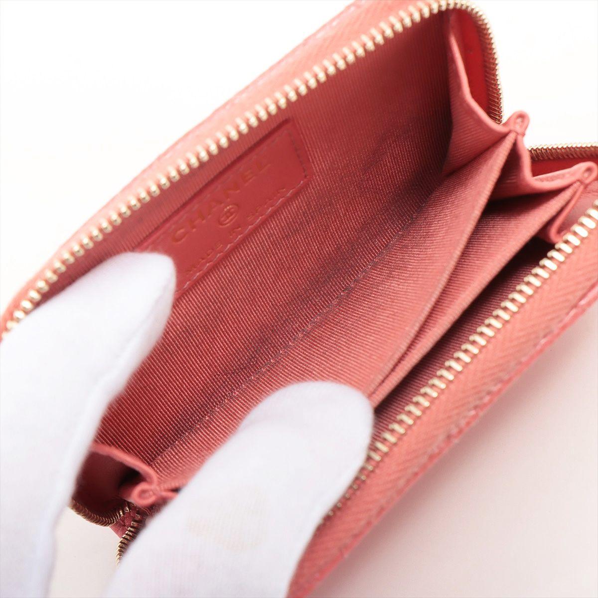 Pink Caviar Quilted Zipped Wallet