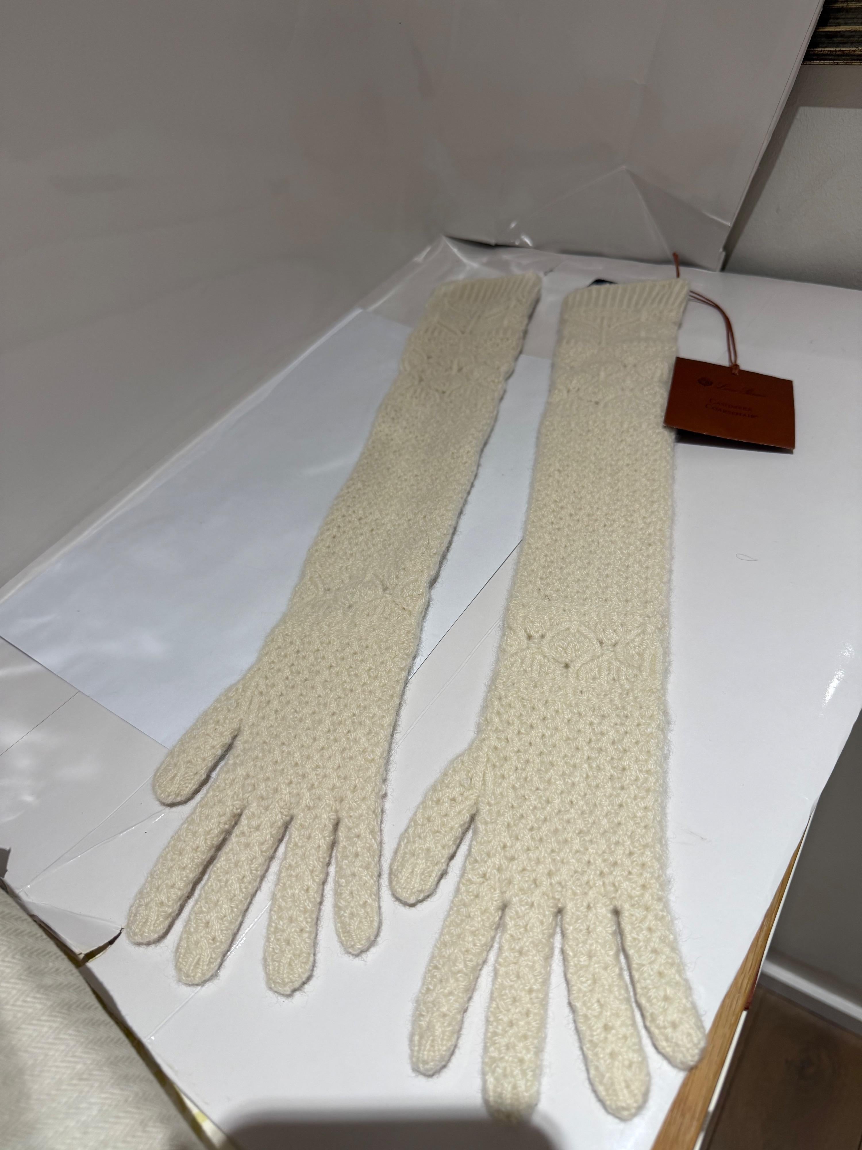 Loro Piana White Long Cashmere Gloves
