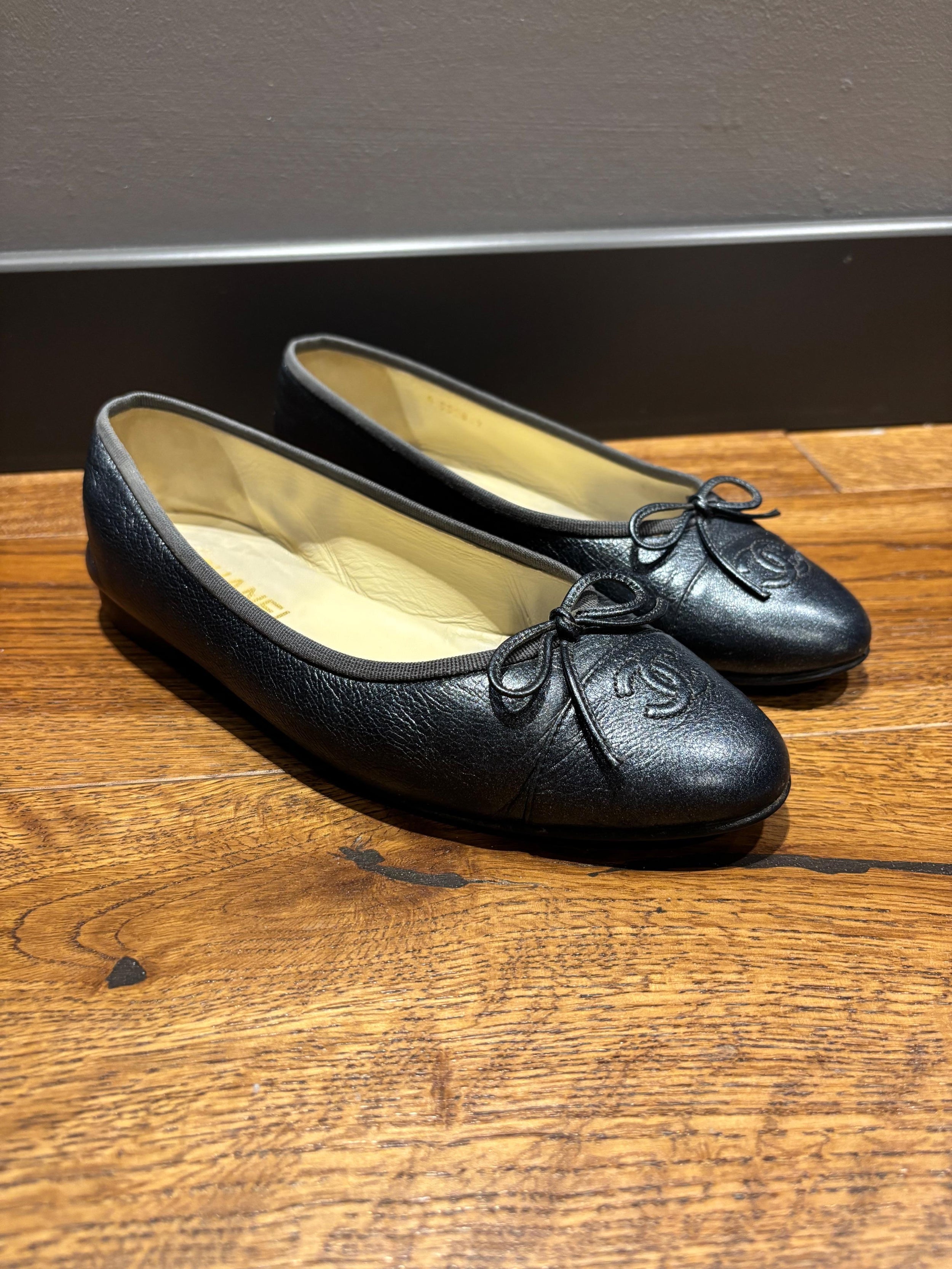 Chanel Navy Blue Leather Ballet Flats