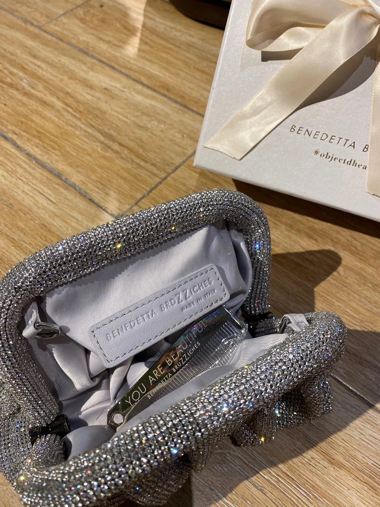 Benedetta Bruzziches Venus La Petite Clutch