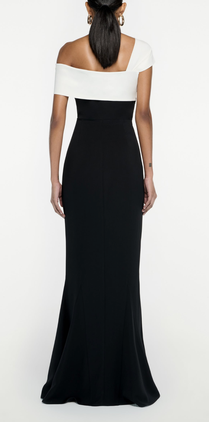 Roland Mouret Asymmetric Stretch Cady Gown