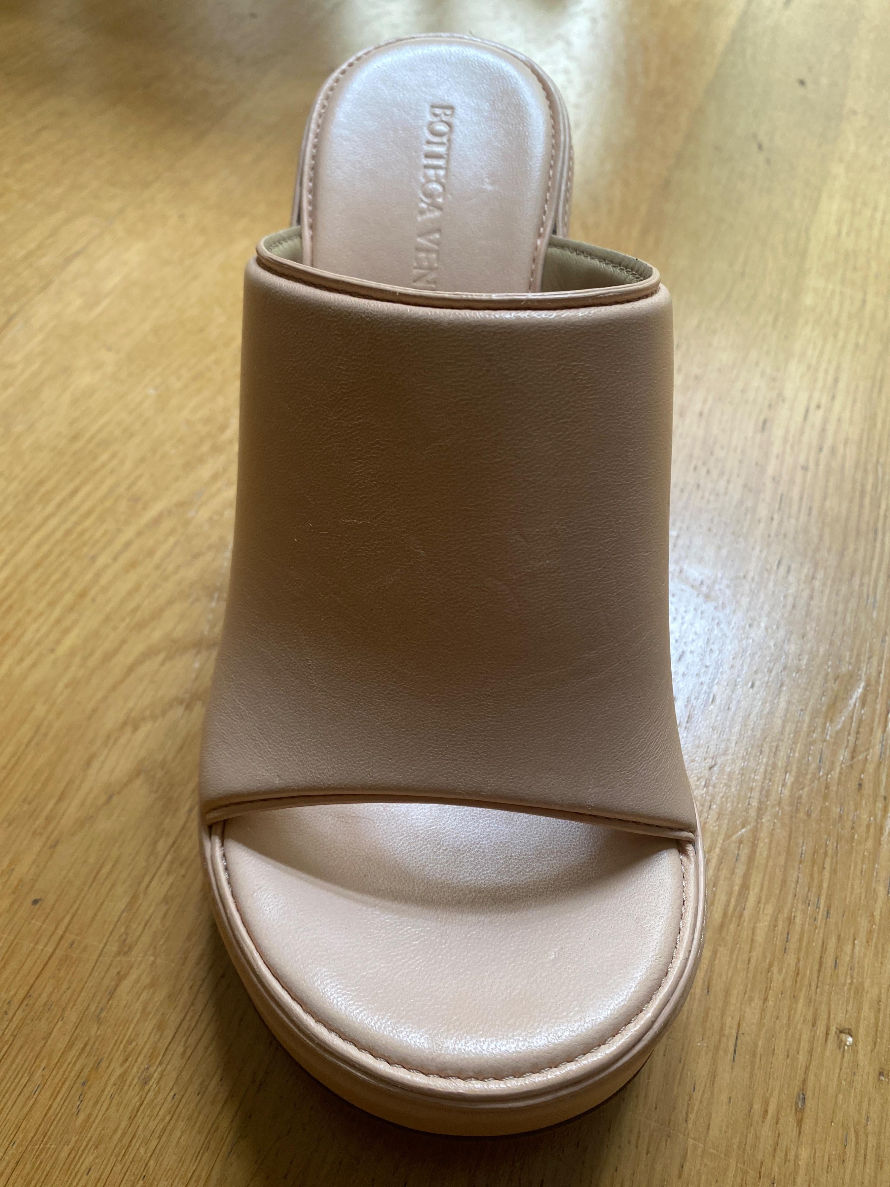 Bottega Veneta Nude Macaroon Sandals