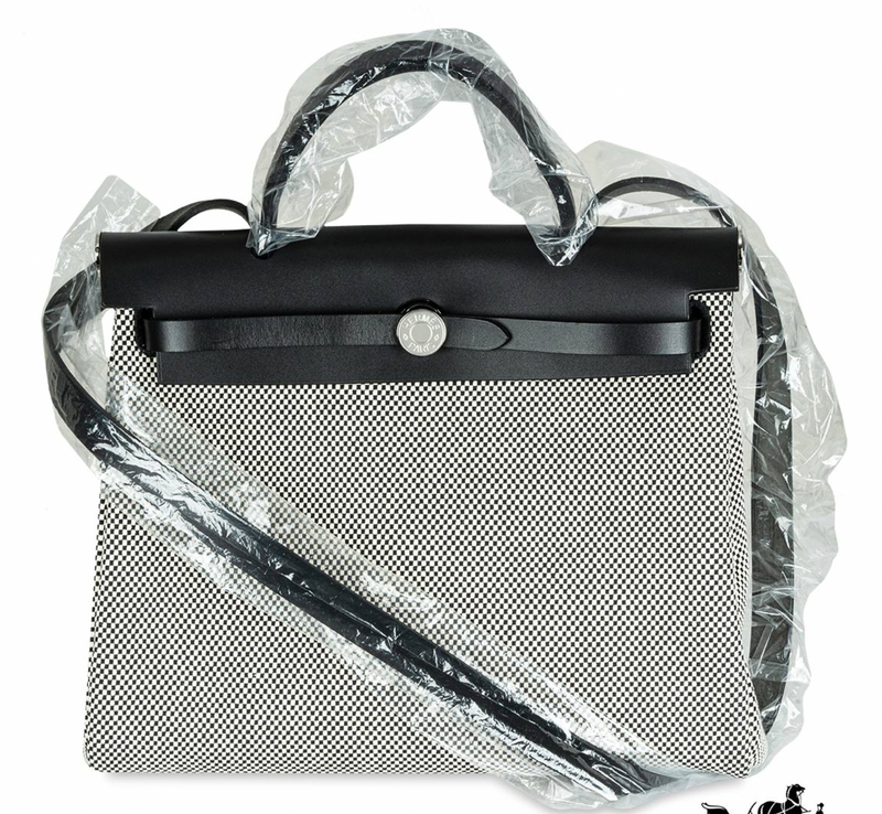 Hermès Ecru Toile / Noir Hunter Herbag Zip 31 Handbag in Quadrille Canvas