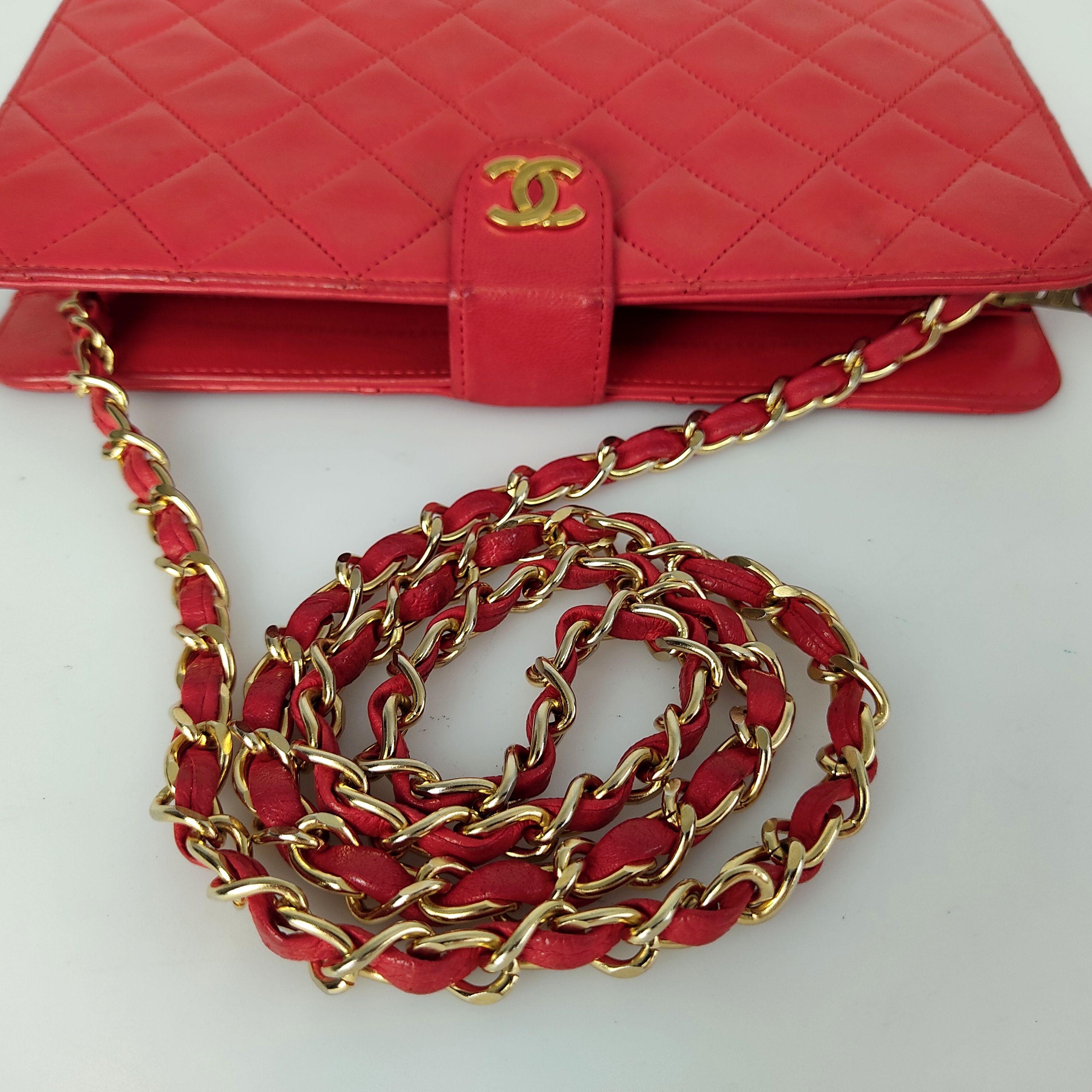 Vintage red leather quilted bag