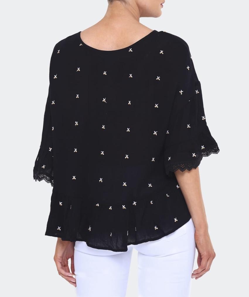 Velvet by Graham & Spencer embroidered alasdair top