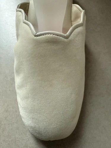 Ivory Scalloped Bedroom Slippers