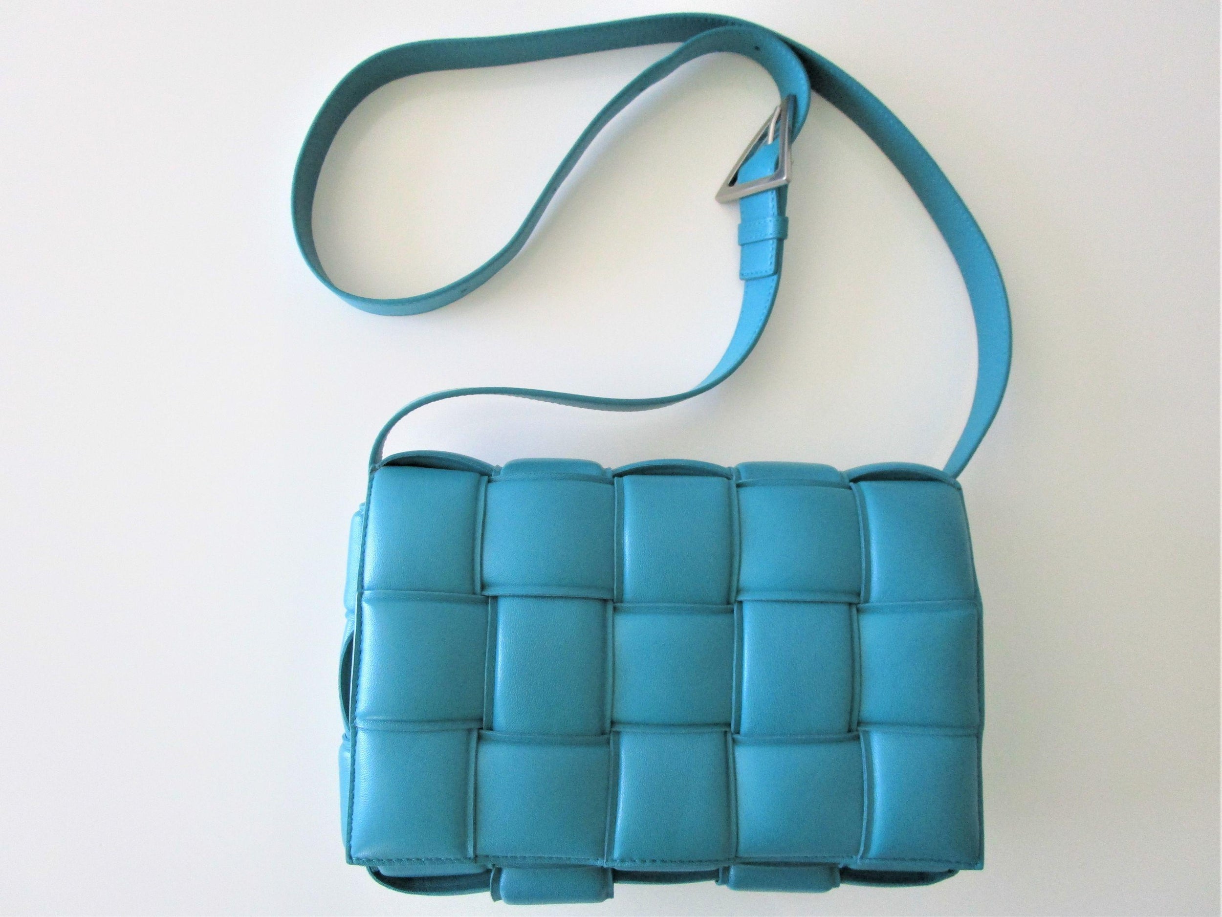 Cassette Small Padded Intrecciato Shoulder Bag