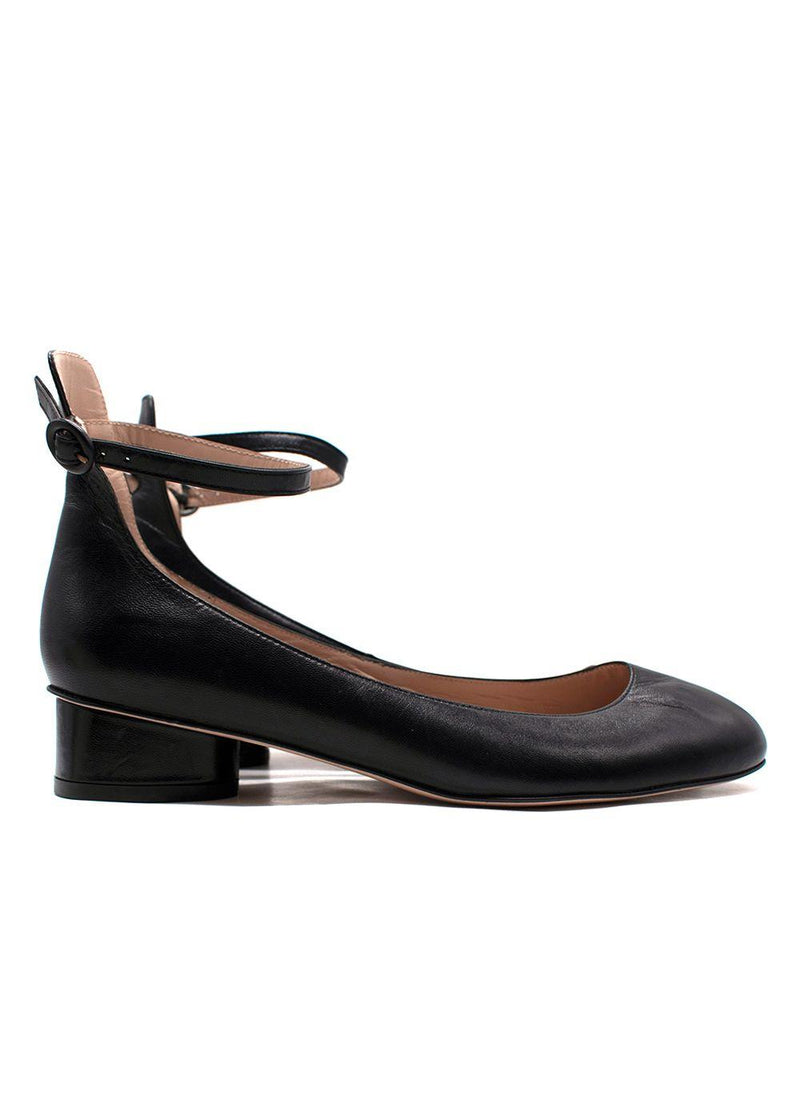 Stuart Weitzman Black Round Toe Ankle Strap Pumps