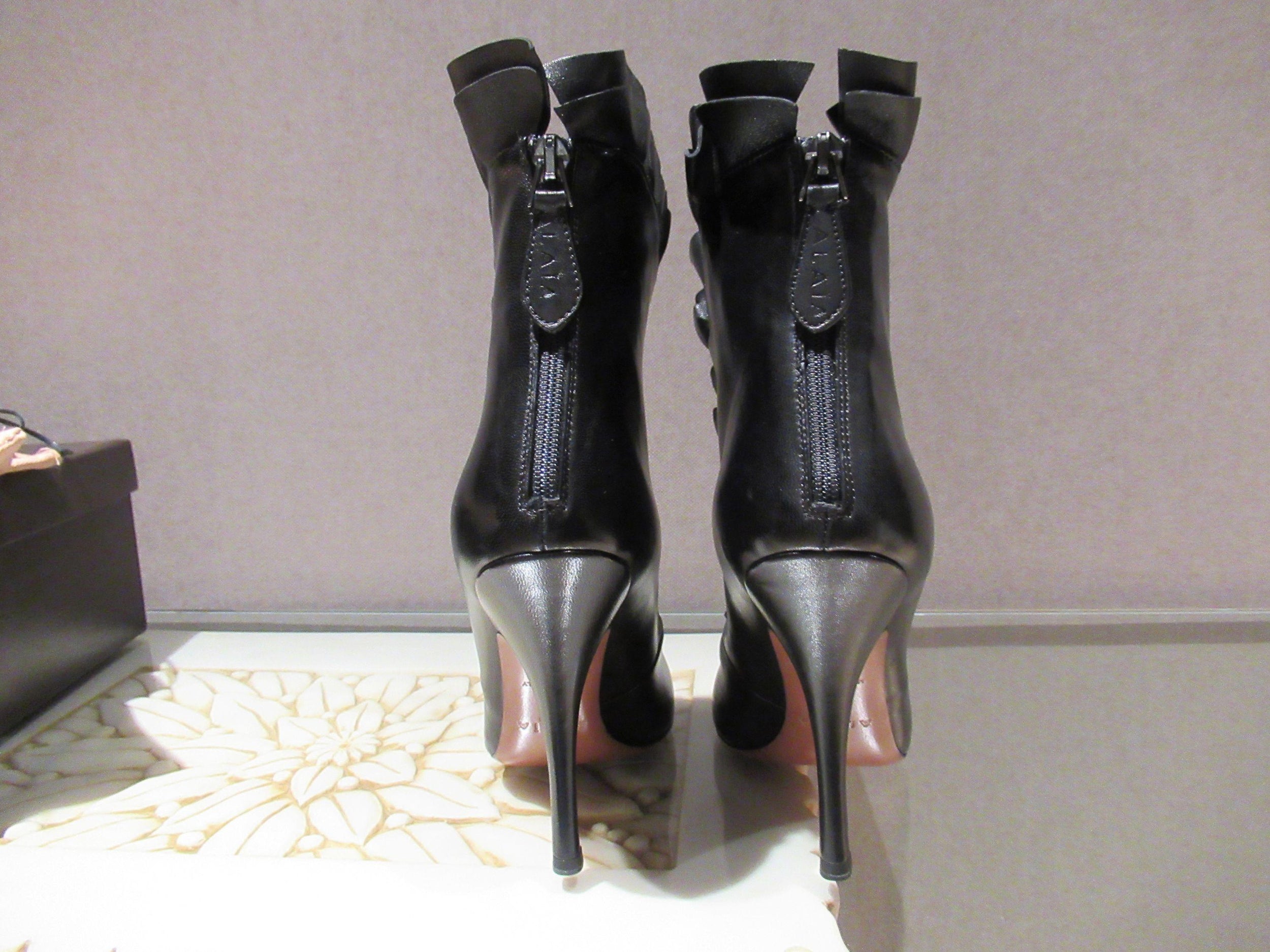 Leather Ruffled Lace Up Pointed Toe Boots