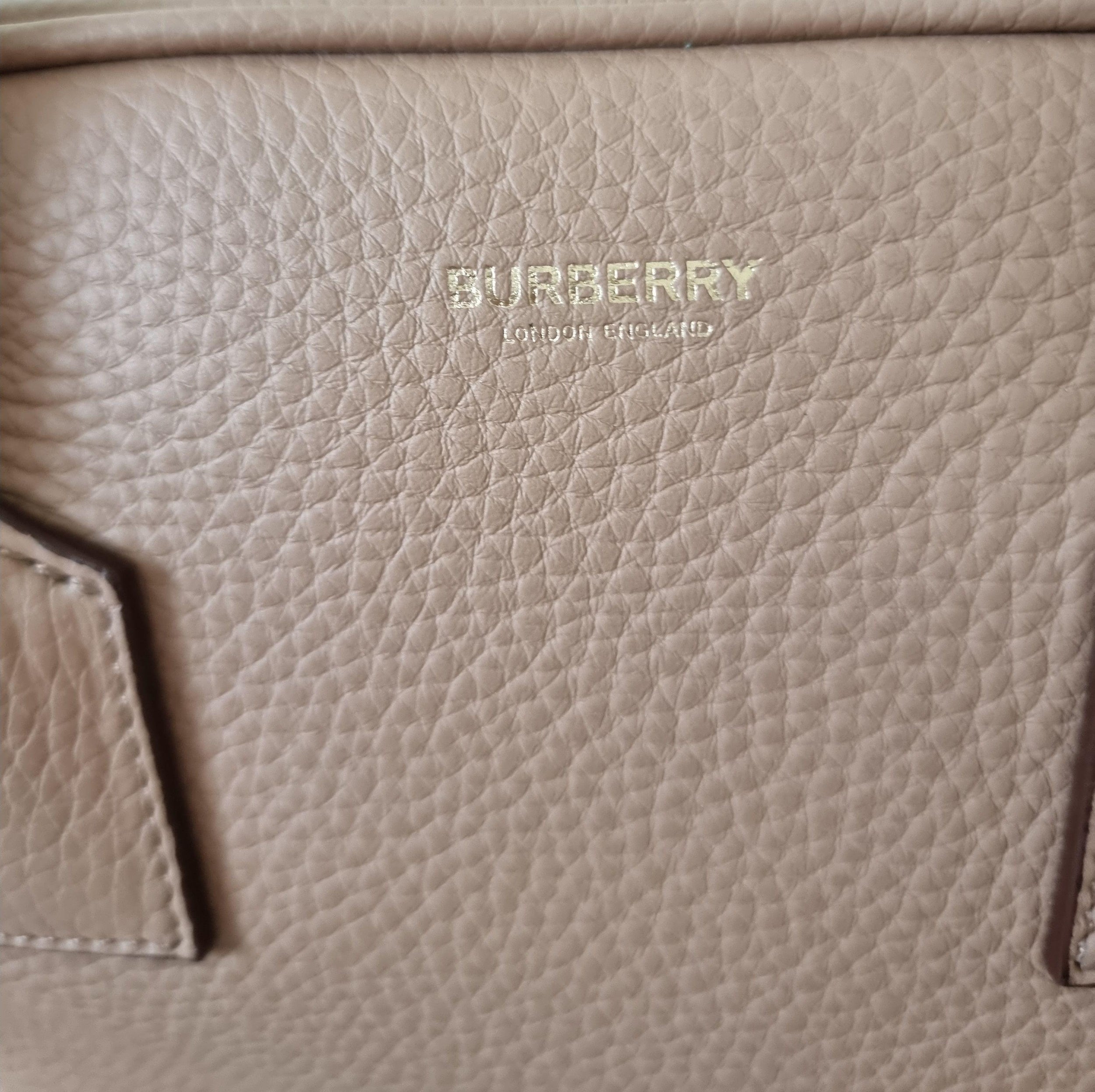 Medium Cube Bag - Biscuit