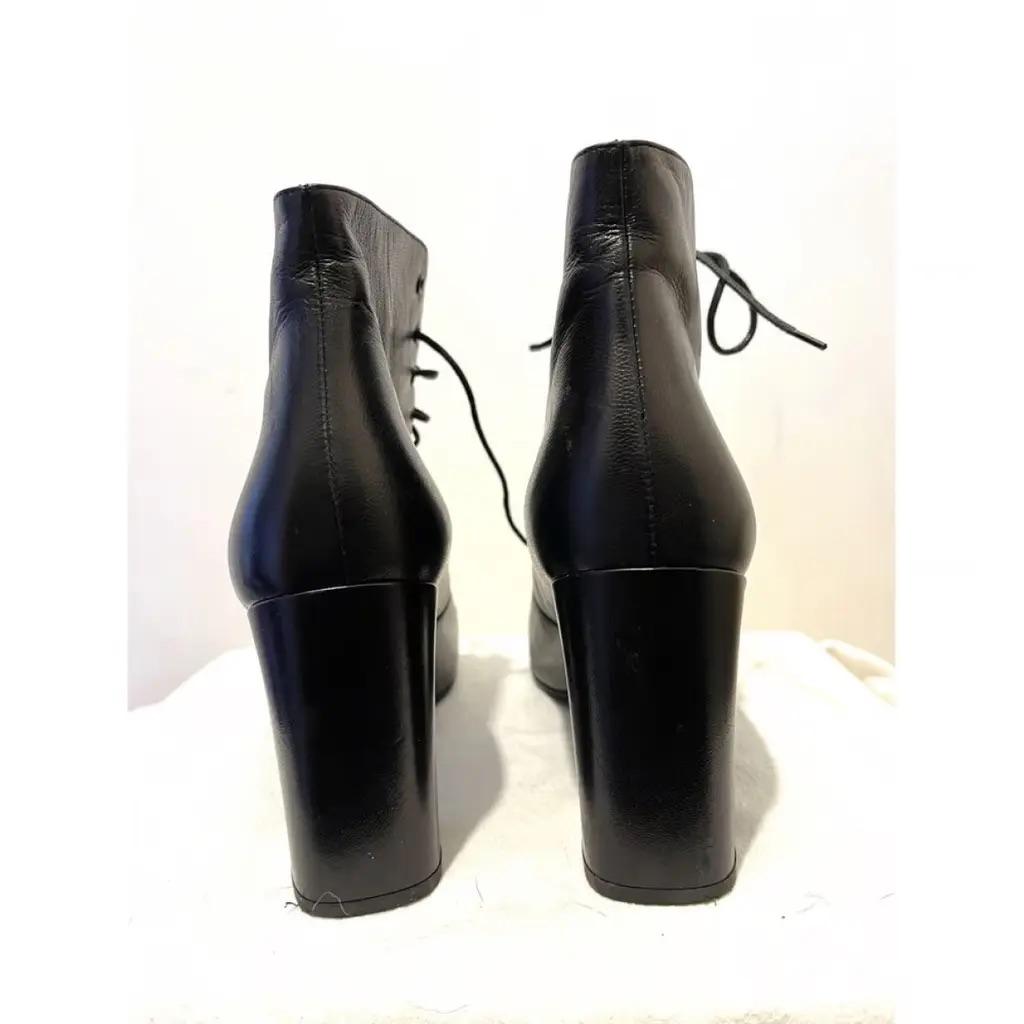 Saint Laurent Babies 90 Black Leather Ankle Boots