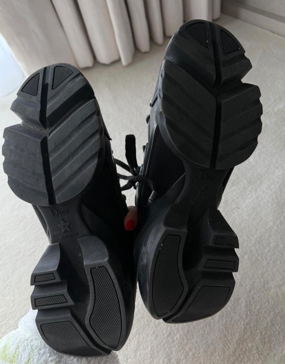 Black D- Connect Sneakers