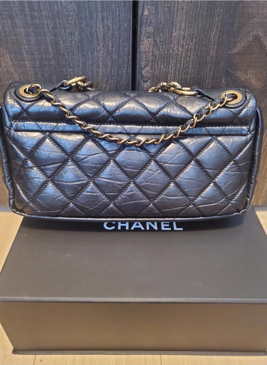 Chanel Black Quilted leather with Chunky Chain