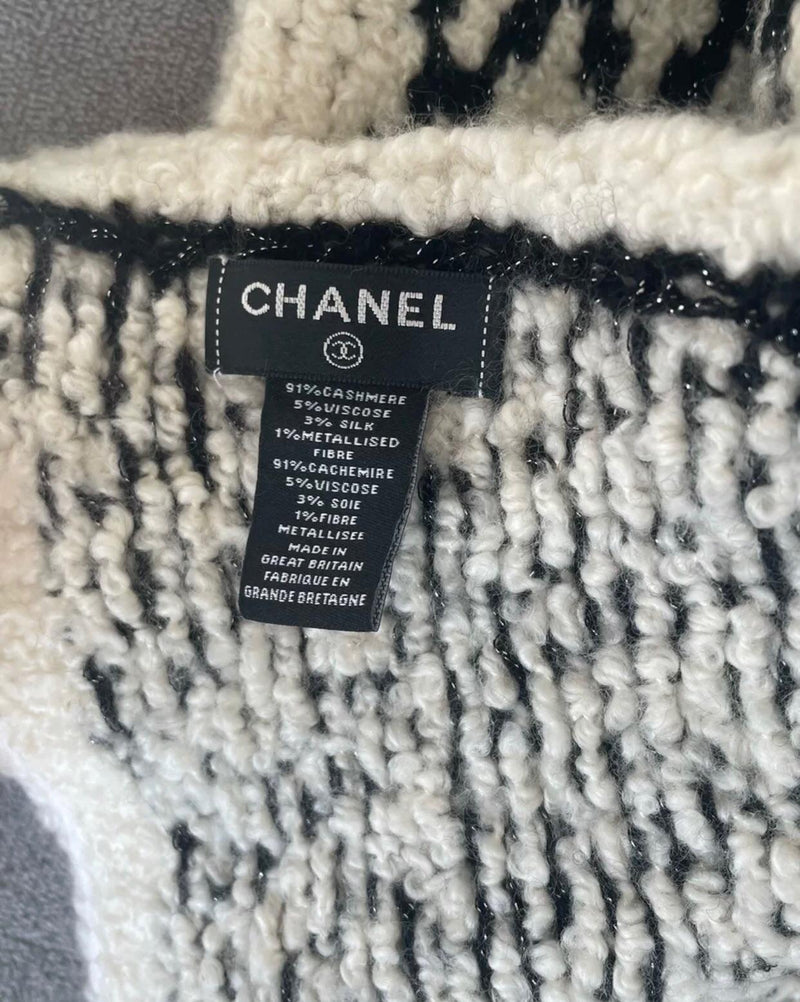 Ivory and Black Knitted Scarf with CC Logo Detail