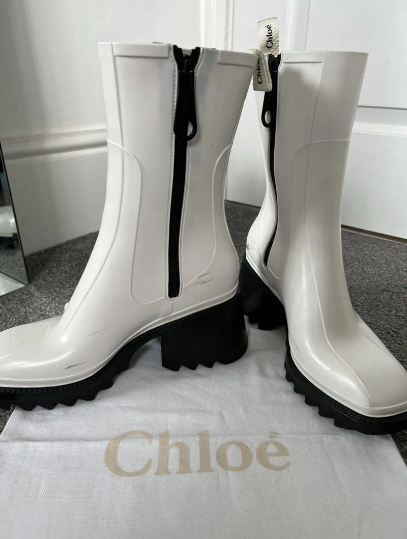White rubber Betty boots