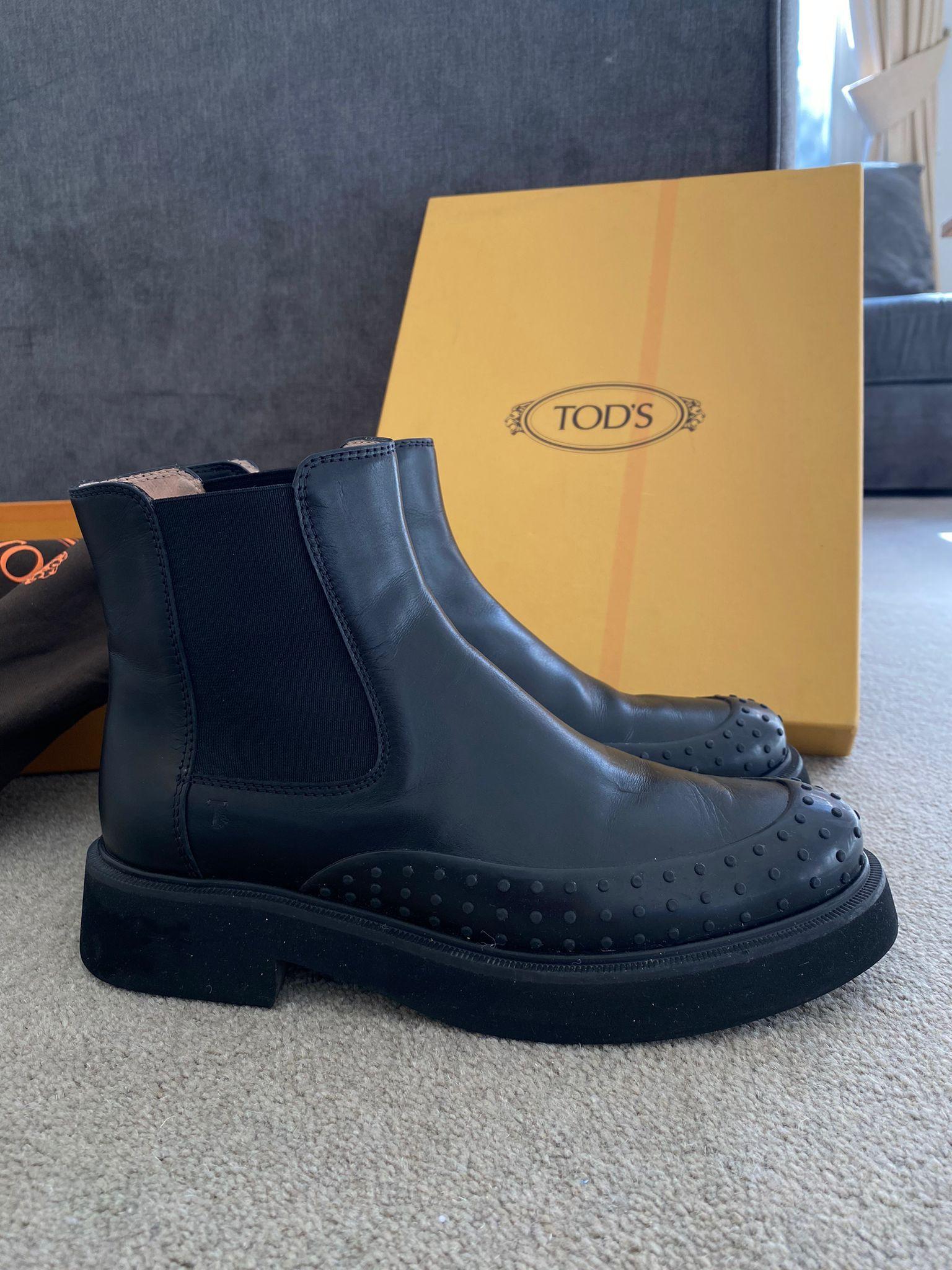 Gommini toe leather Chelsea boots