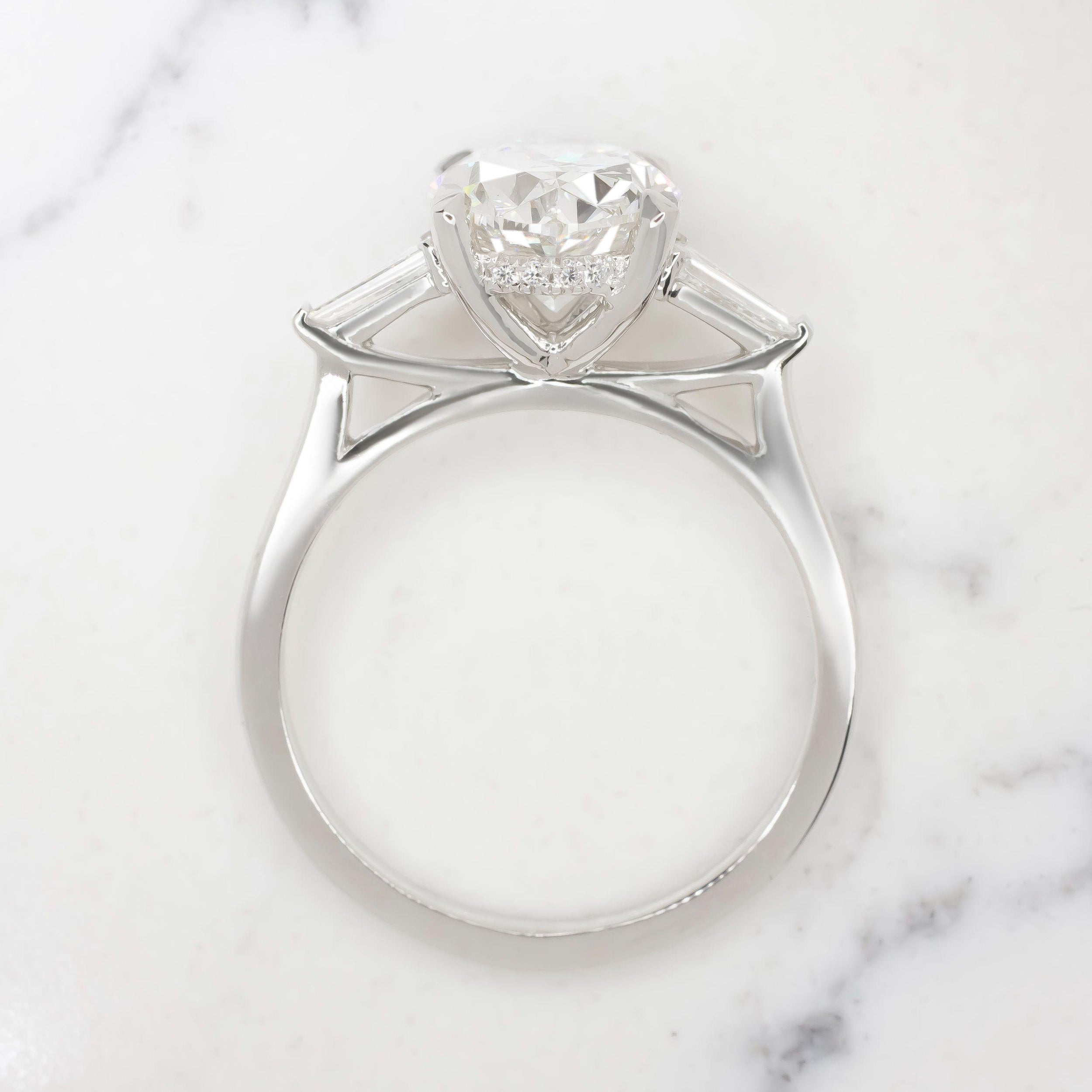 Verde 3ct IGI Certified Lab-grown Oval Cut VS2 Diamond Ring