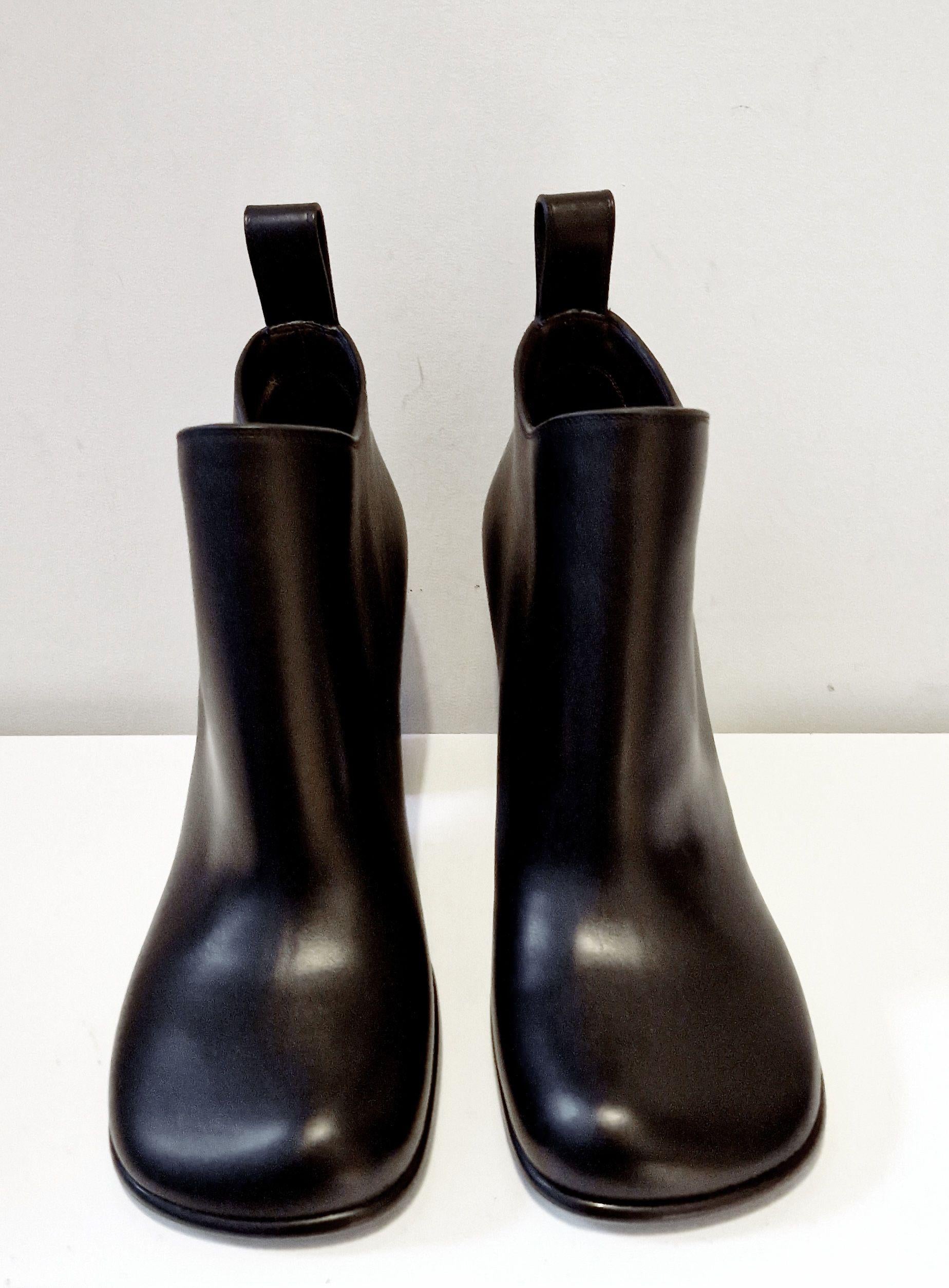 Bottega Veneta Black Leather Storm Ankle Boots