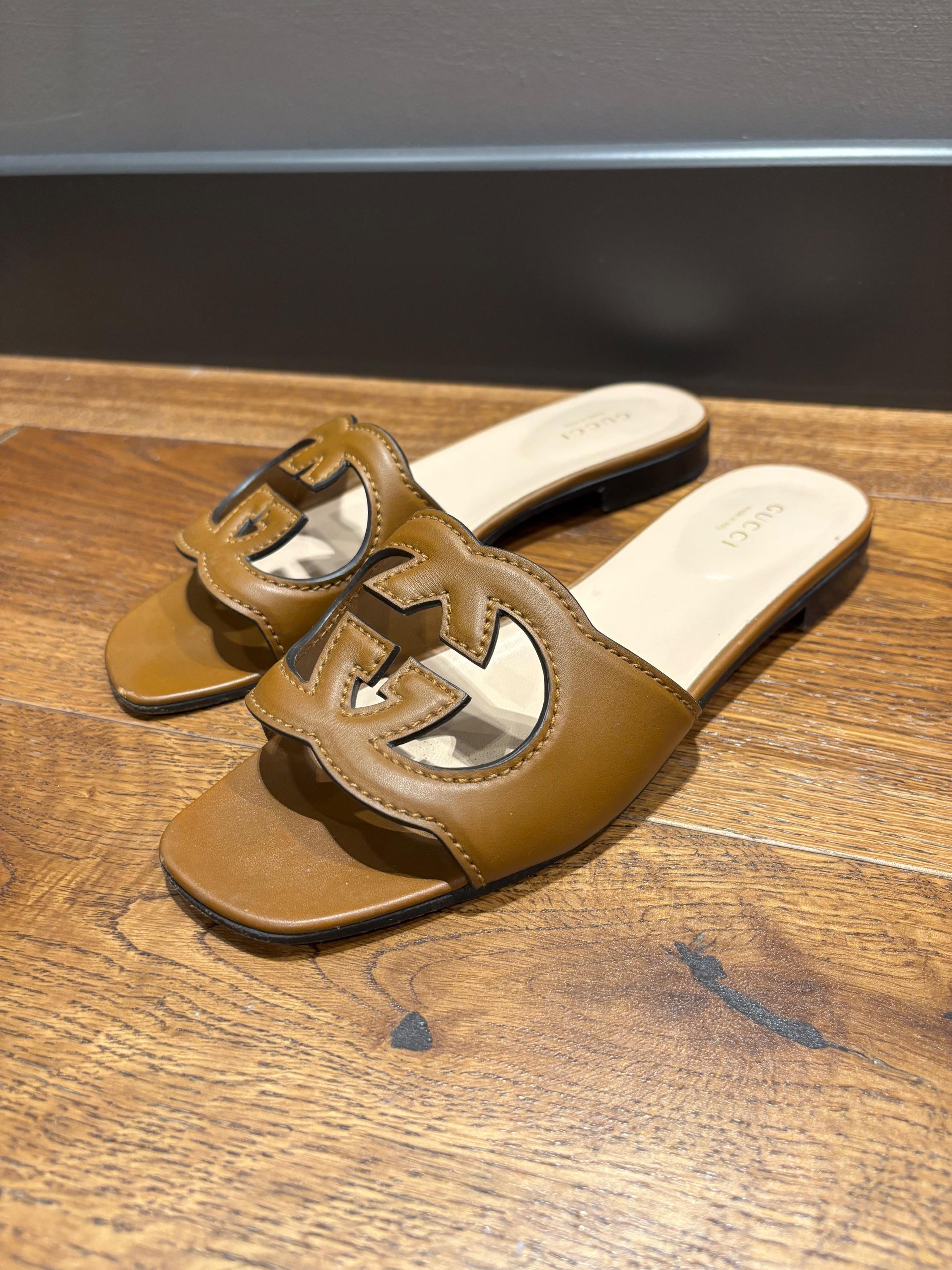 Gucci Tan Leather Flat Sandals