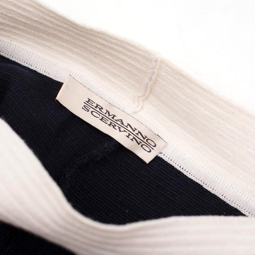 Ermanno Scervino Navy Knitted Cropped Trousers with Zippers