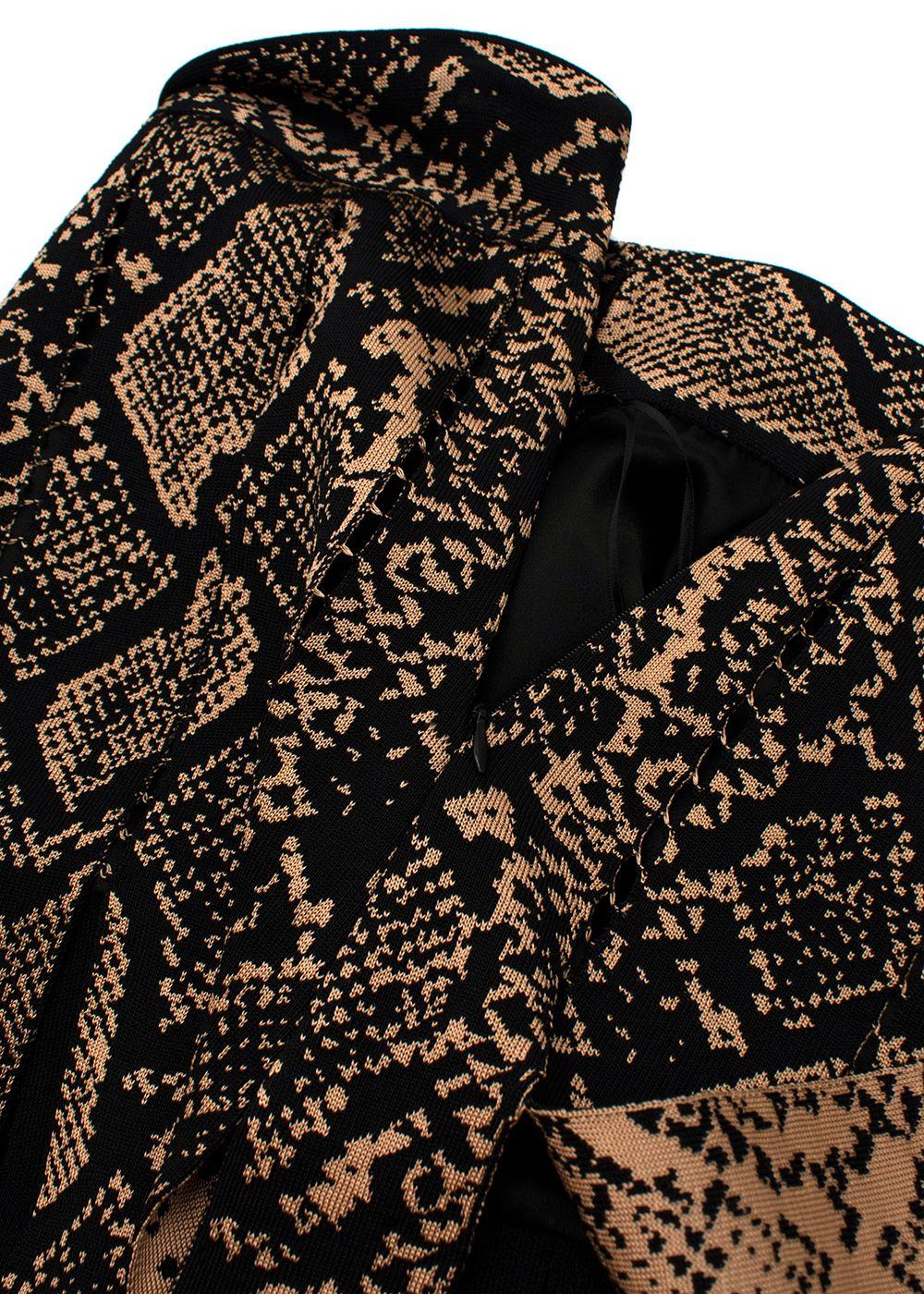 Snake Intarsia Knit Pendant Hem Skirt