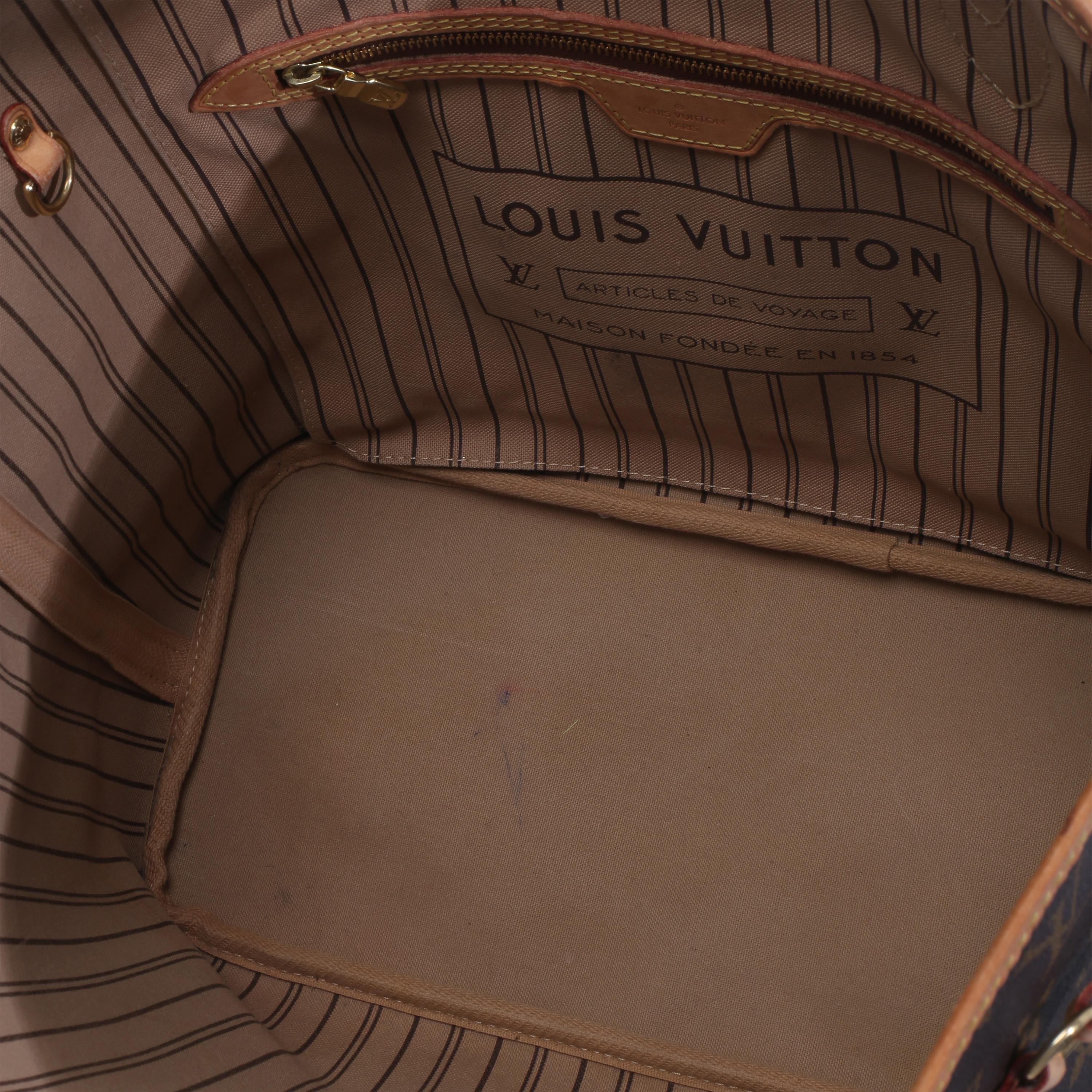 Louis Vuitton Coated Canvas Monogram Neverfull MM