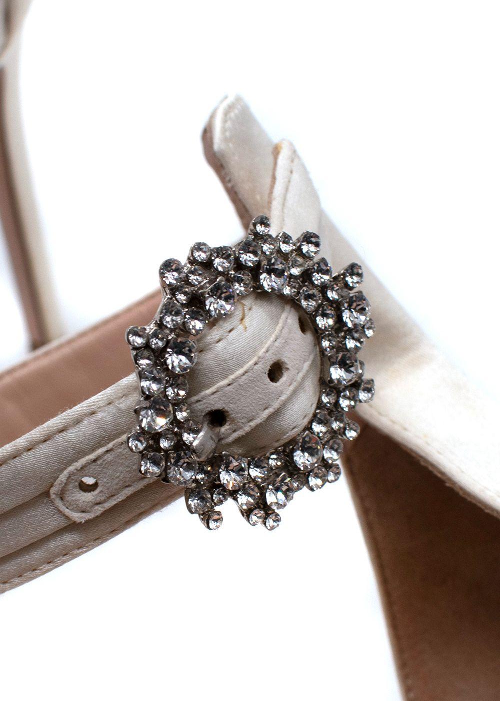 Gianvitto Rossi Cream Portofino Crystal Embellished Satin Heels